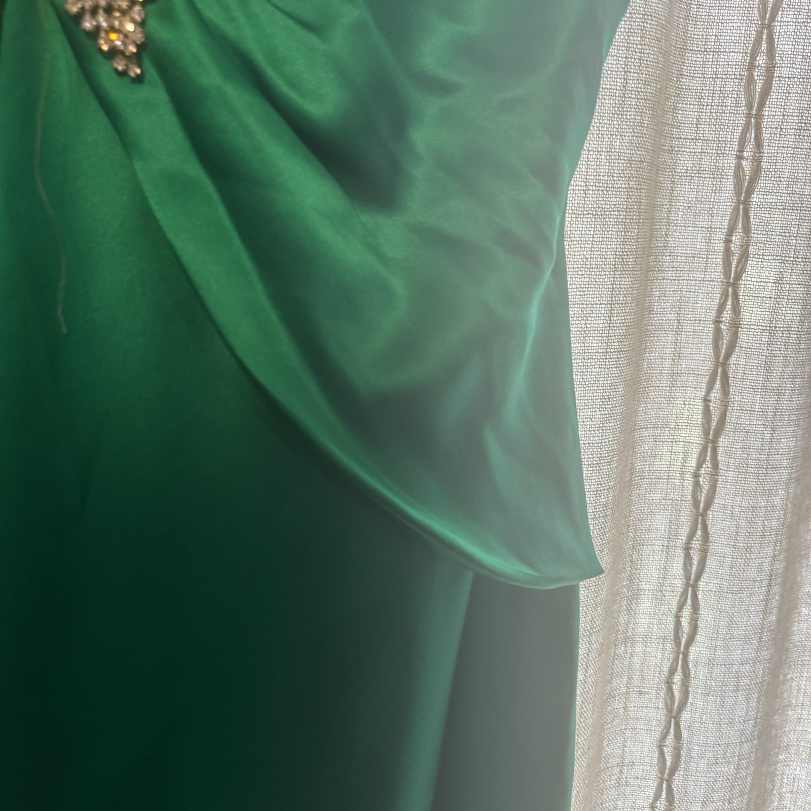 Cachet, Vintage , Green Dress , Silk, Refer To Pics For Inf And Measurements.