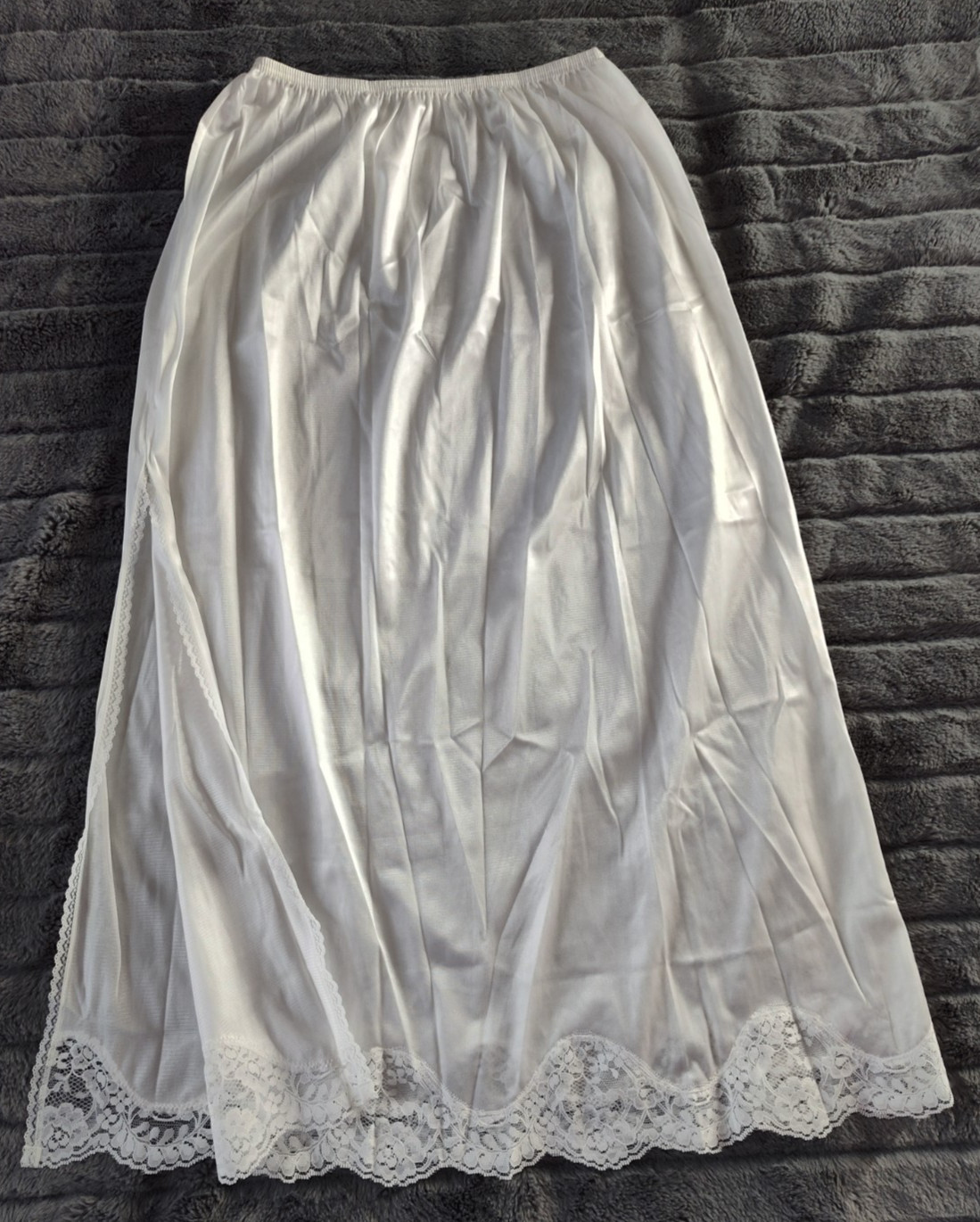 ADONNA Half Slip Skirt Silky 100% Nylon Slit Scalloped Lace Lingerie USA Size M