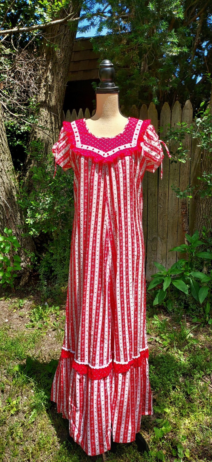 VTG Liberty House of Hawaii by Naturally Yours Floral Print Prairie Style Dress