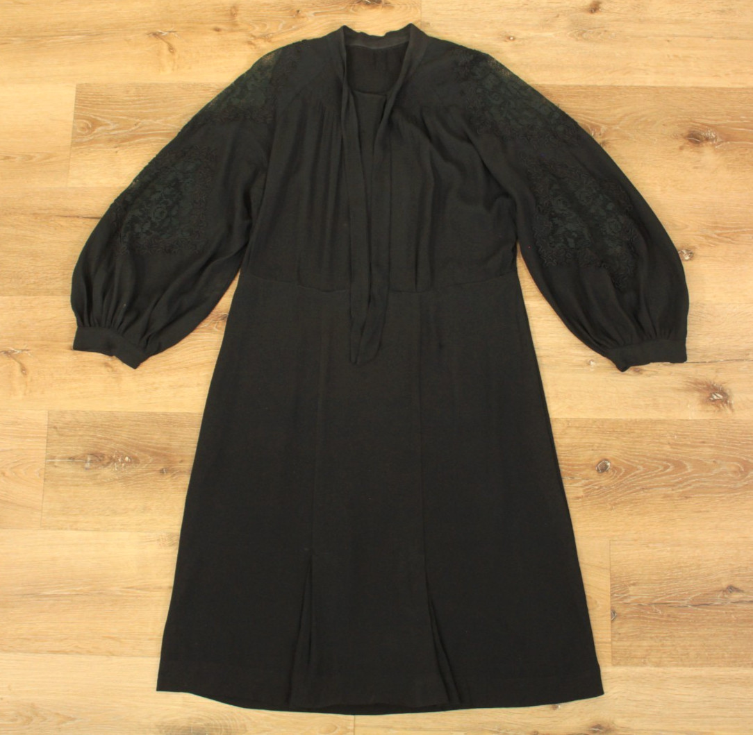 VTG Women’s 30s Black Drop Waist Dress W/ Lace Insert Sleeves Sz M/L 1930s
