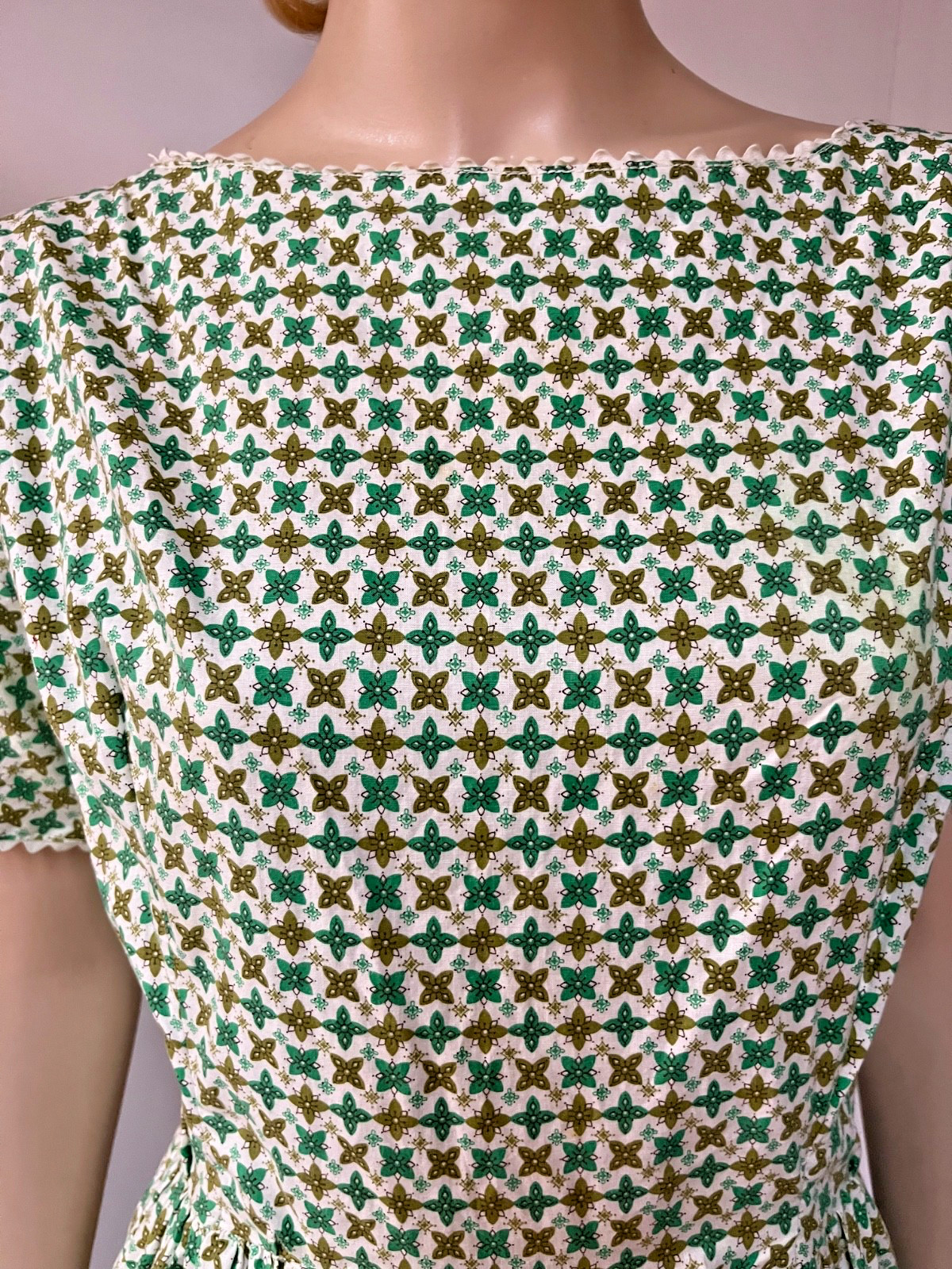 Vintage 1950s Harlequin Print Full Sweep Cotton Dress Back Metal ZipperBust 44