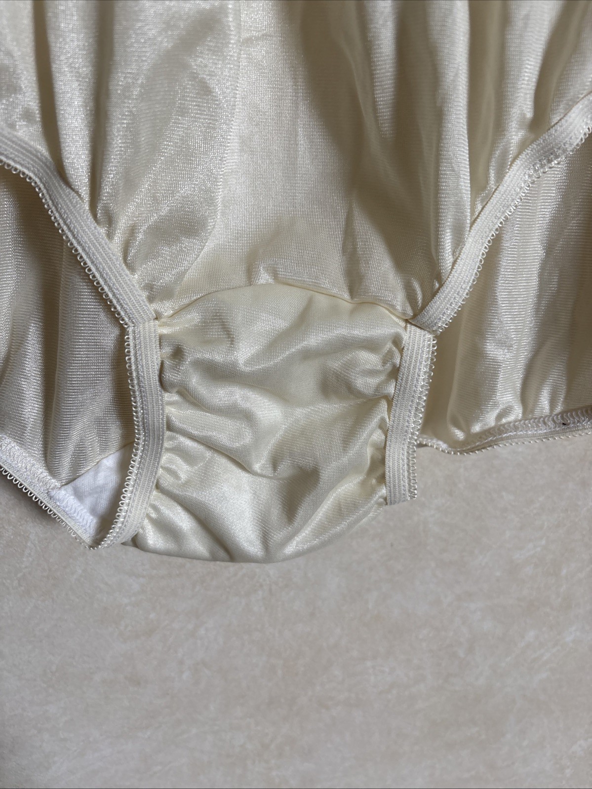 NWT Vintage Lady Camille Full Brief Granny Panties Shiny 100% Nylon lace