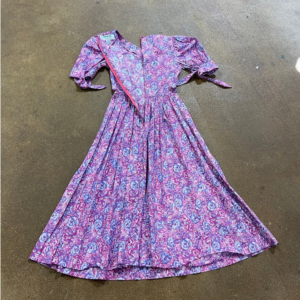 70s Belle France floral cottage dress