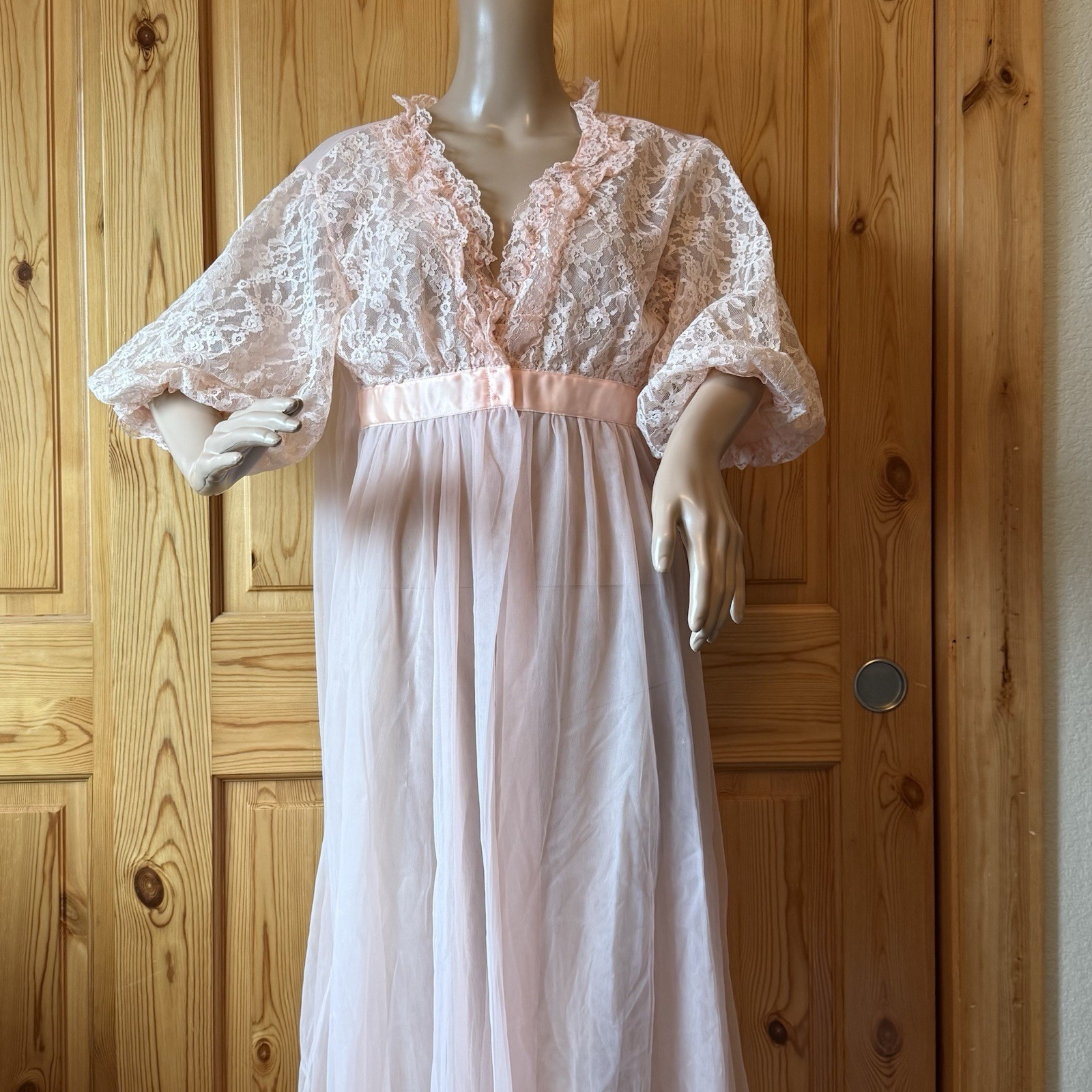 Vintage 60s Pandora Lingerie Peignoir M Nylon Double Chiffon Lace Puff Sleeves
