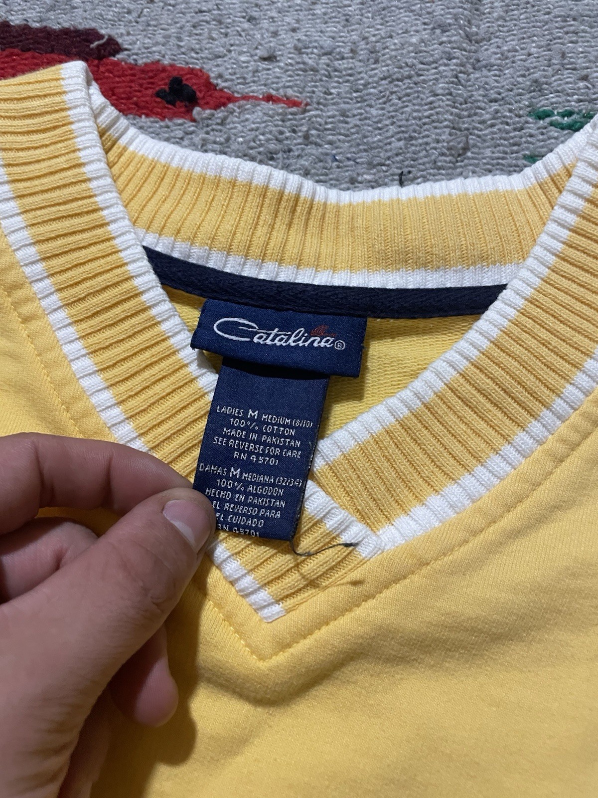 Catalina Yellow Cotton Tight-Knit V-Neck Pullover Sweater Striped Trim women’s M