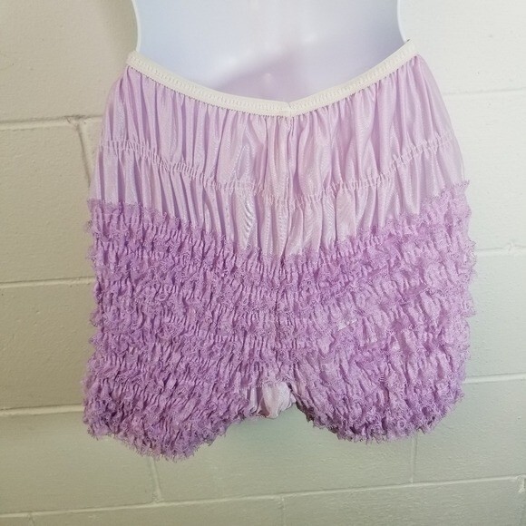 Vtg lilac purple ruffle square dance shorts bloomers pettipants S