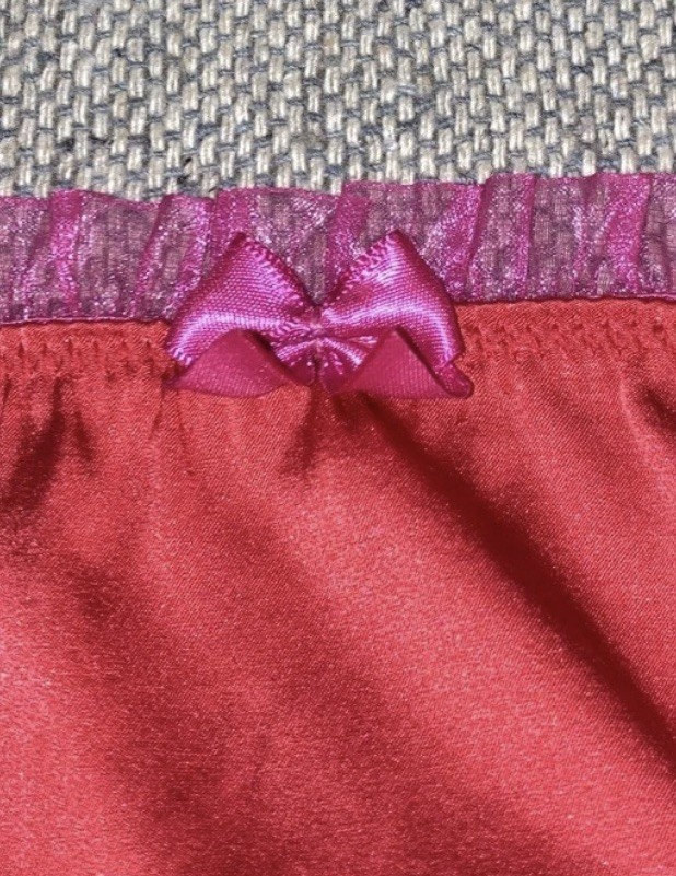 Victoria’s Secret Red Silk Satin Pink Ribbon Side Tie String Bikini Panties M L