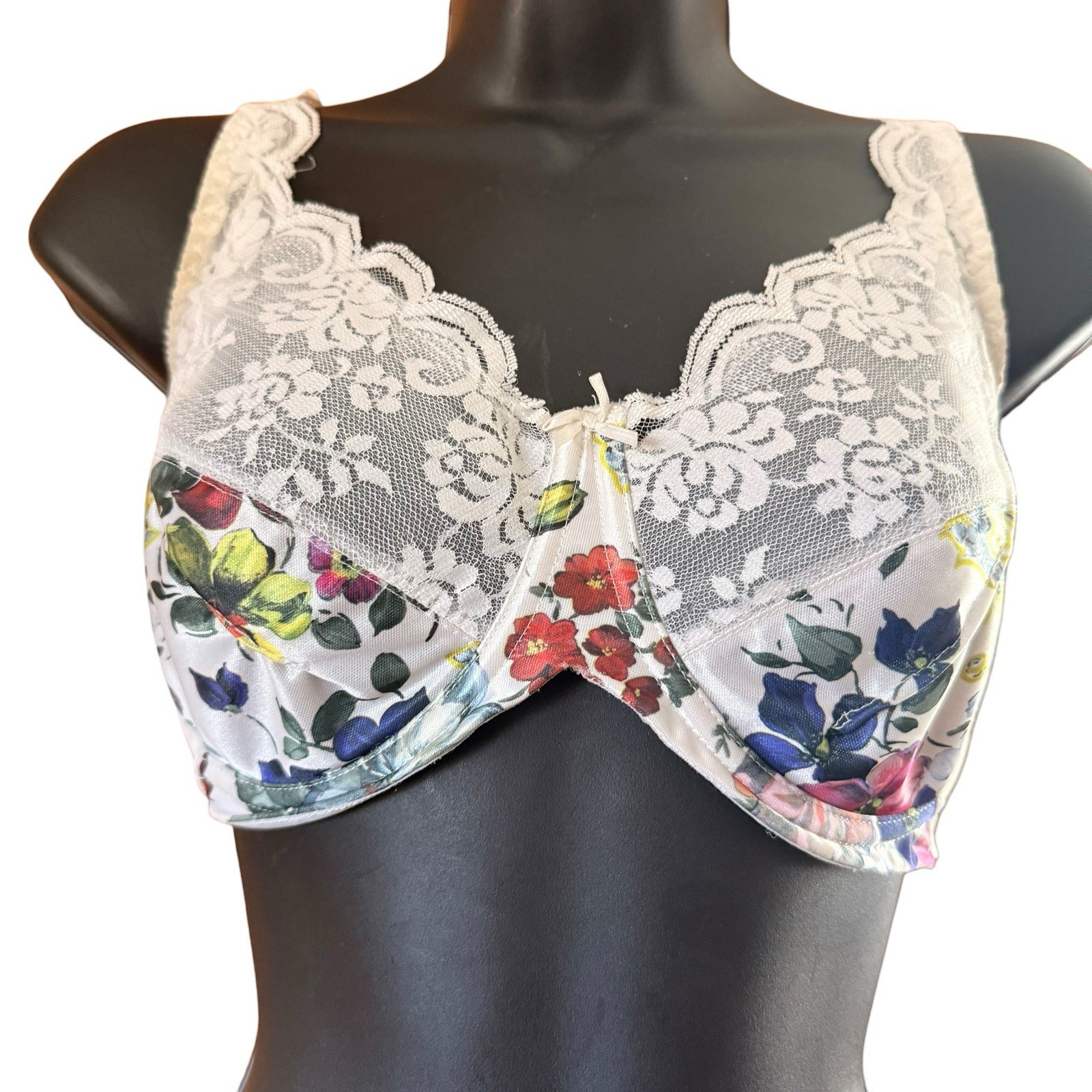 Vintage Maidenform Chantilly Bra 34DD Lace Underwire Floral Silky Satin Unlined