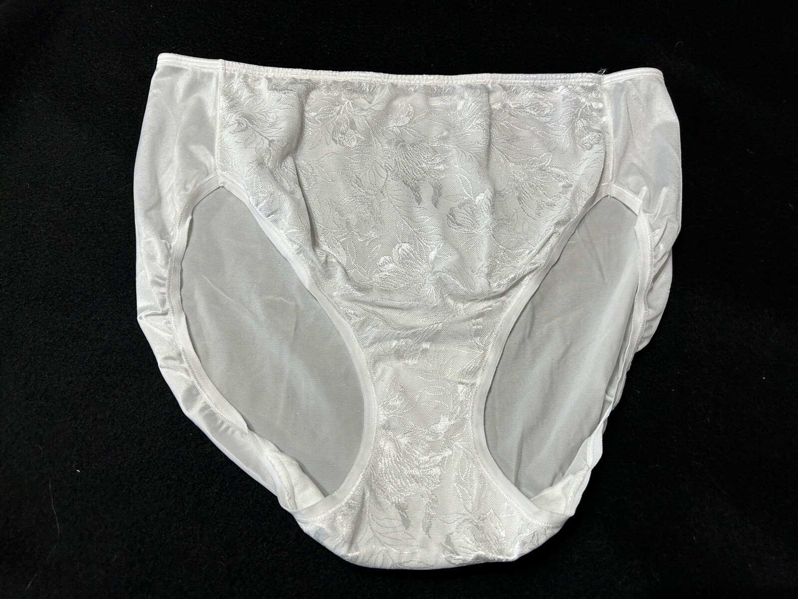 Vtg VANITY FAIR 13182 Body Lace Fantasy Second Skin Satin Sz 9/2XL White Panties