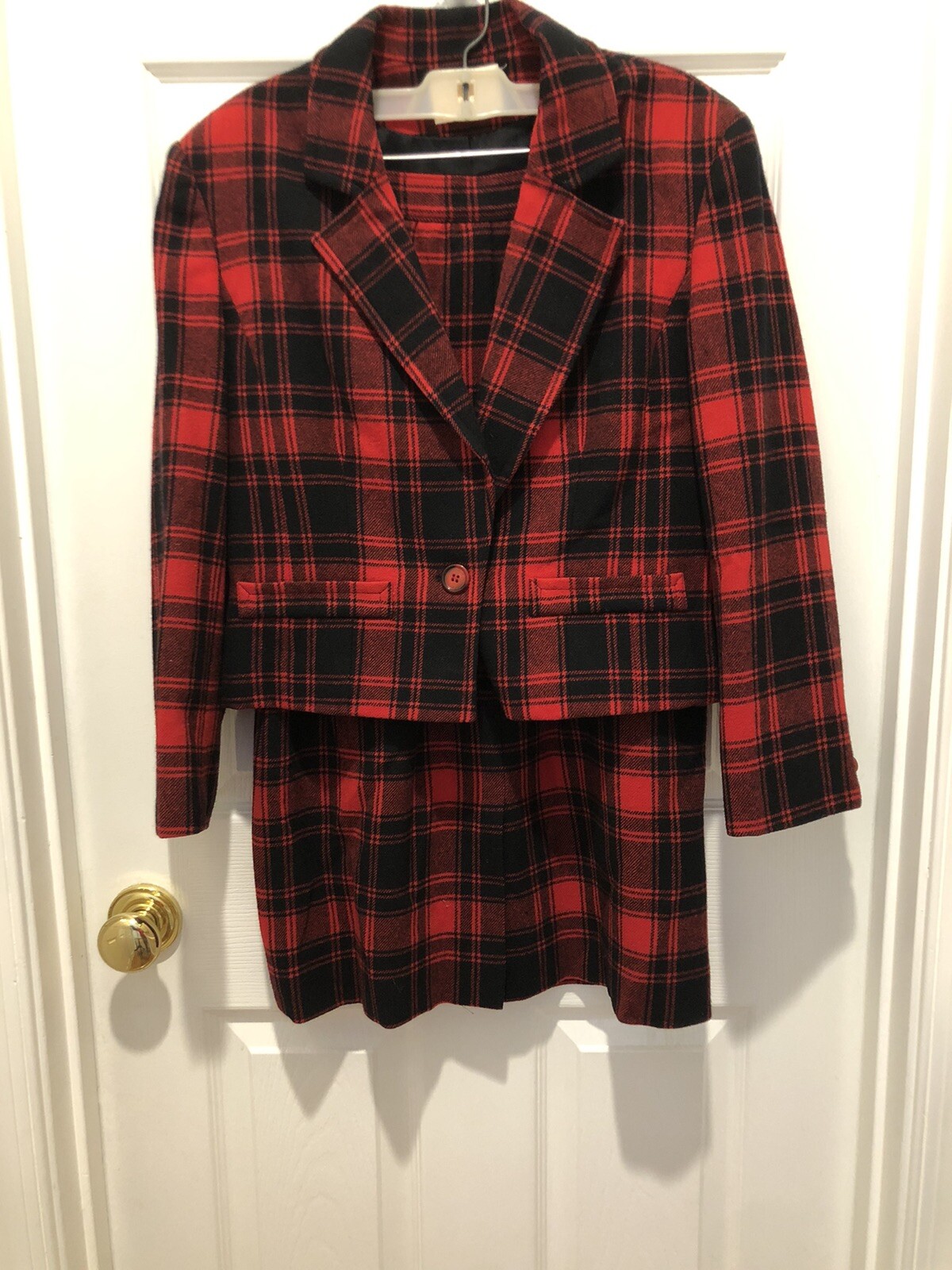 VINTAGE PENDLETON SKIRT SUIT 100% WOOL RED BLACK PLAID SKIRT 6 JACKET 8