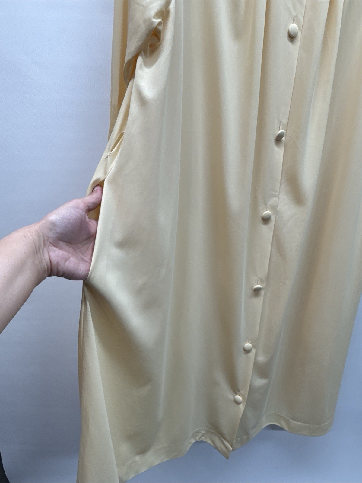 Vintage GOSSARD ARTEMIS Housecoat Robe Sz S Yellow Rose Embroidery Nylon USA