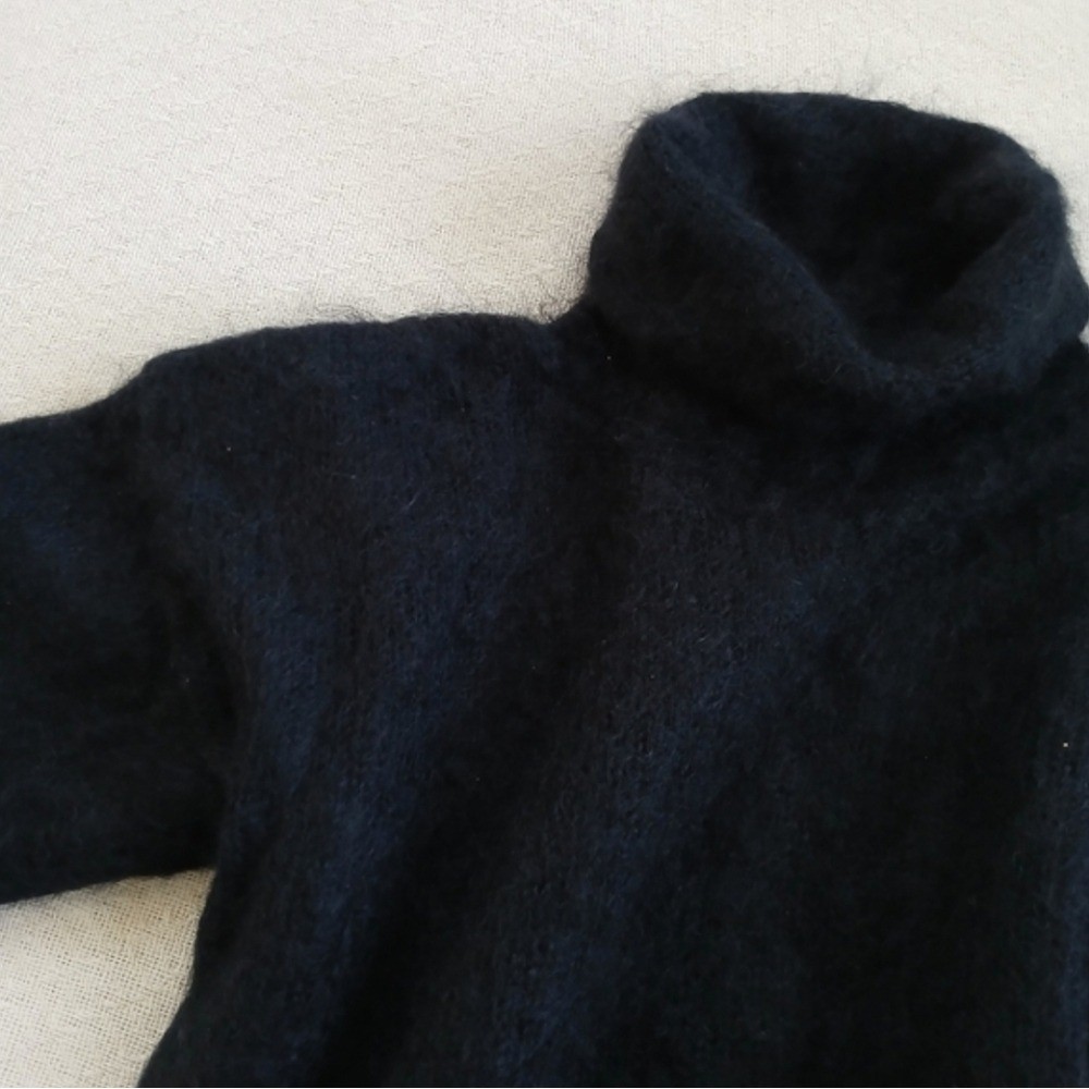 mohair tam o shanter knitwear turtleneck black sweater vintage large soft 80s