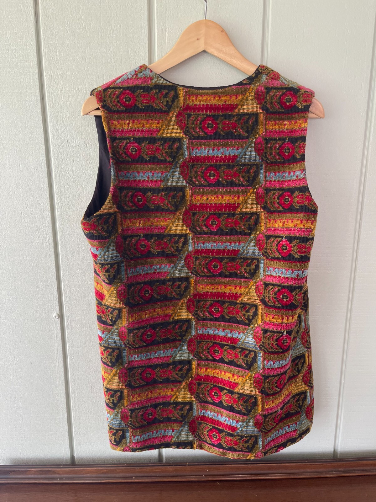 VTG 1970’s Aladdin Unisex Colorful Tapestry Boho Hippie Vest – Size Medium