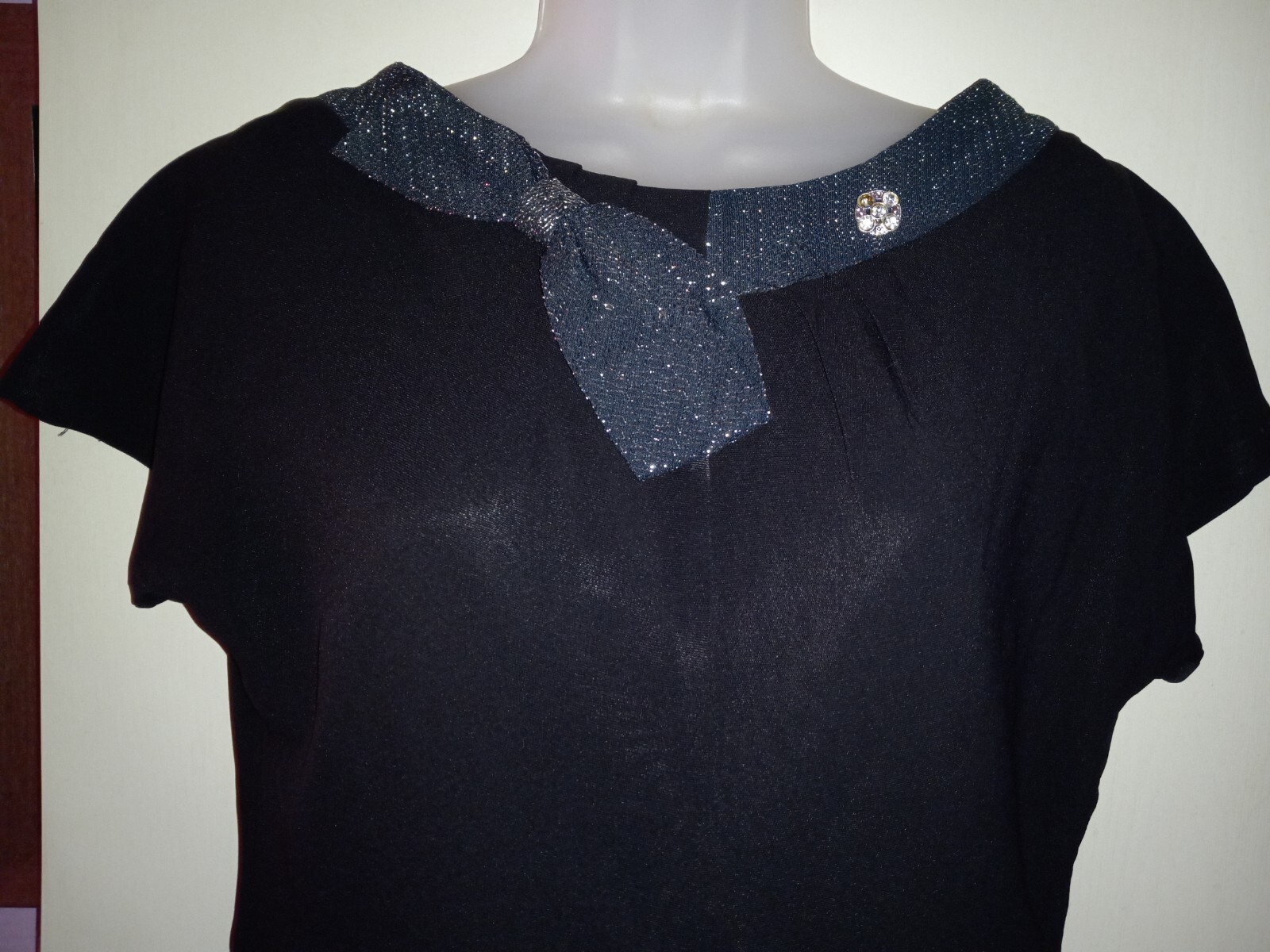 Vintage 40s Black Rayon Rhinestone Dress Metallic Net Collar Pockets Side Zip L