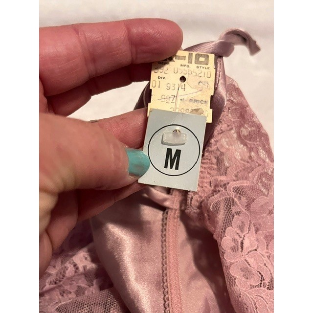 Vintage Body Chic dusty pink peplum crop lingerie top with lace (M)