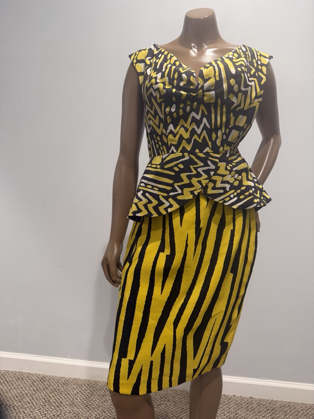 Vicky TIEL Vintage Couture 2pc Skirt Suit Yellow/Black Animal Print & Pattern