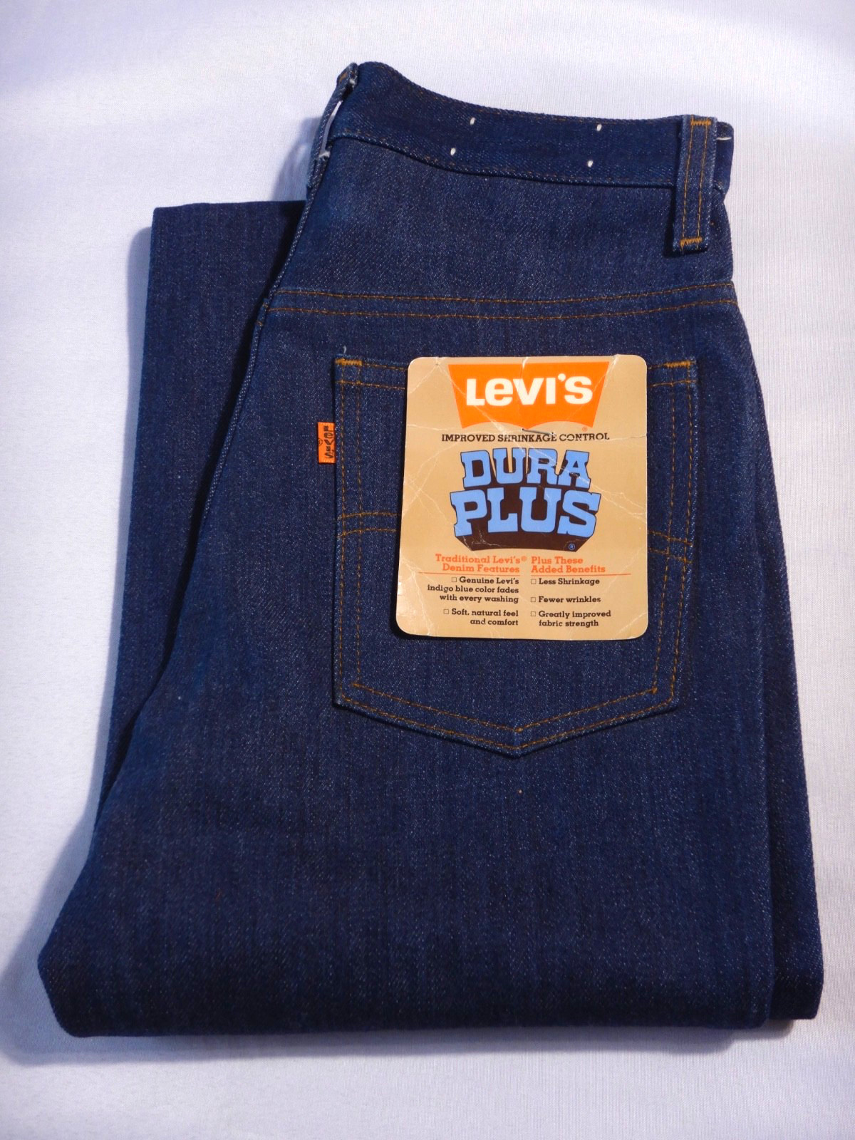 Vintage DEADSTOCK Levi’s 746 646 Flare Jeans MADE IN USA 27 X 30