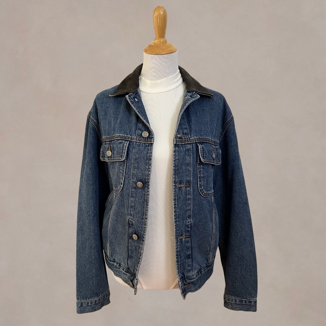 Vintage 90s Banana Republic Leather Collar Denim Jacket Oversized Women’s L