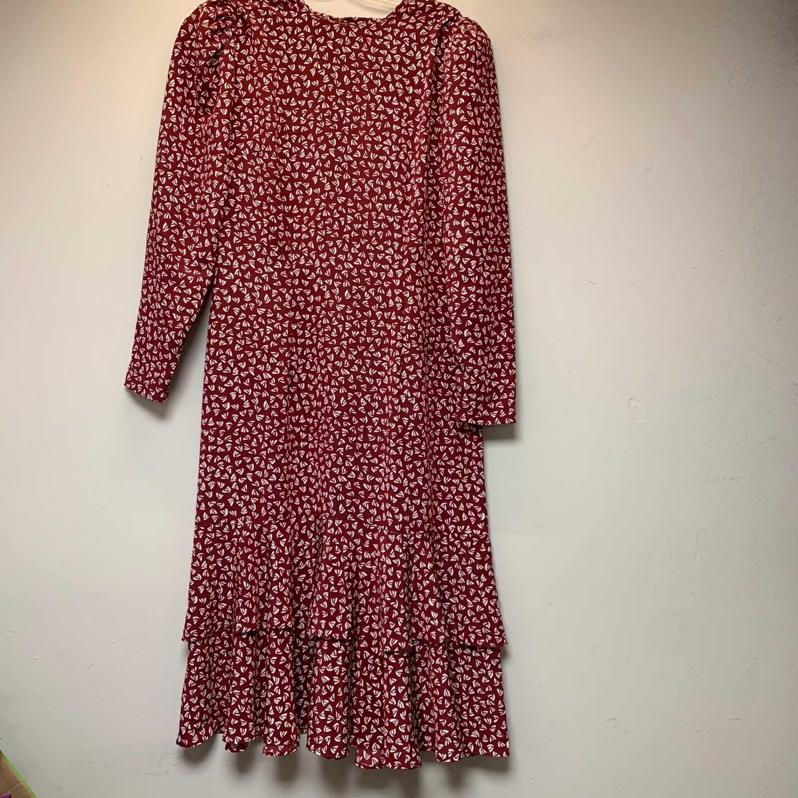 PBJ Vintage Midi Dress Women 11 Red White Geometric Tiered Ruffle Hem Long Slee