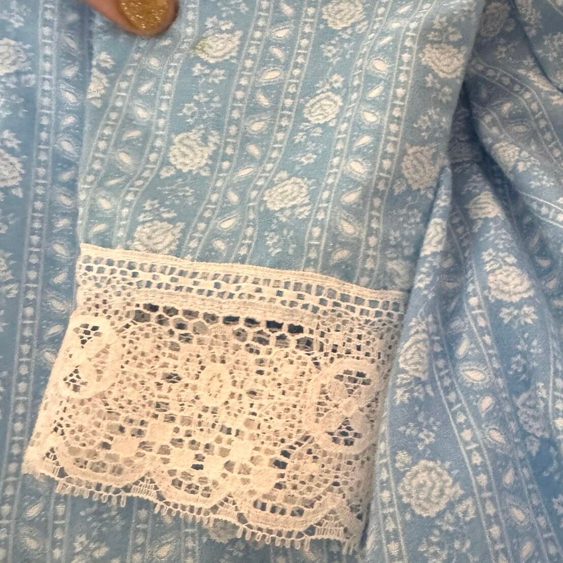 Vintage 70s prairie dress lace trim sky blue white floral leg of mutton sleeve M