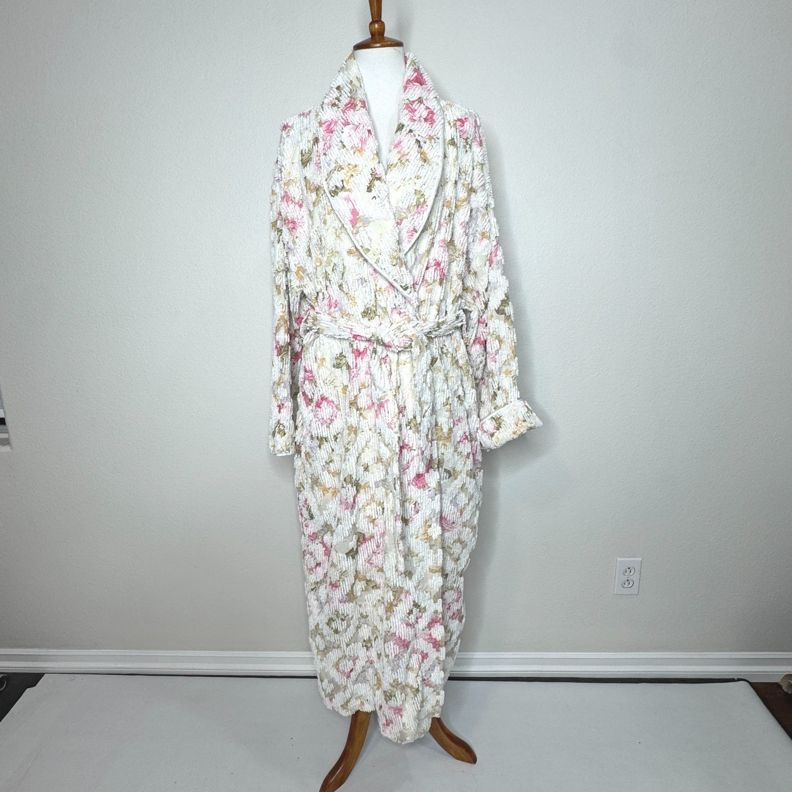 VTG STAN HERMAN Herbcraft 80s Chenille Maxi Robe LG Floral Belt Grandma Coquette