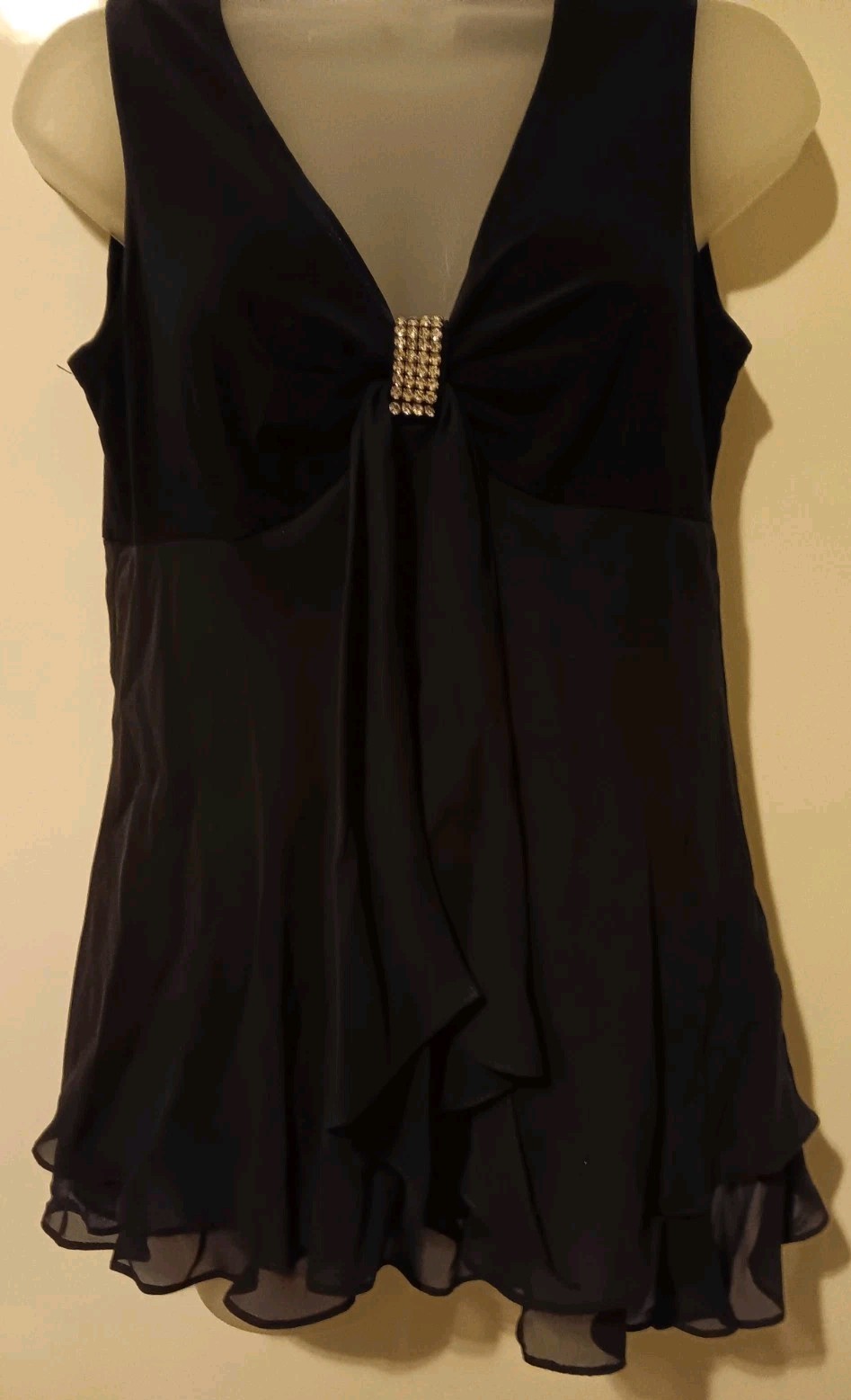 Vintage Onyx Nite Top Black Chiffon Layers Rhinestone Brooch Small EUC Vamp Glam