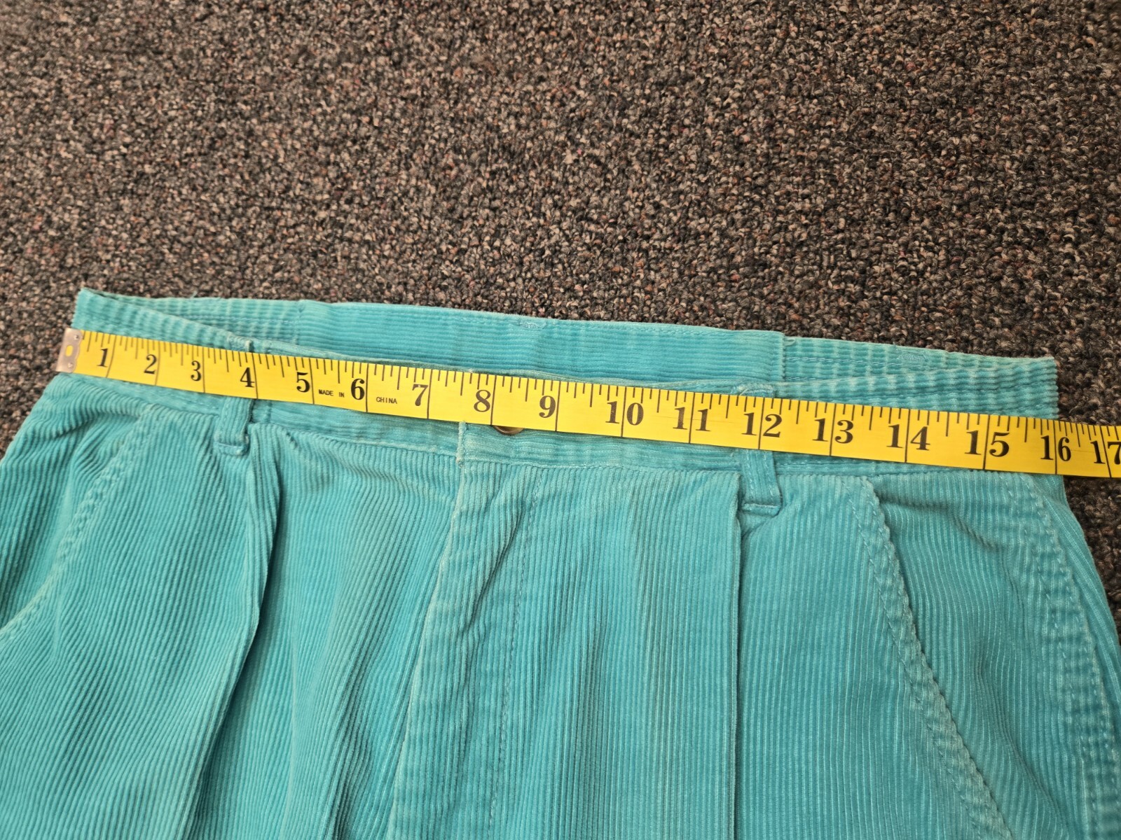 VTG 70s Woolrich Pants Women Sz 14 Balsam Green Corduroy Trousers Zip & Button