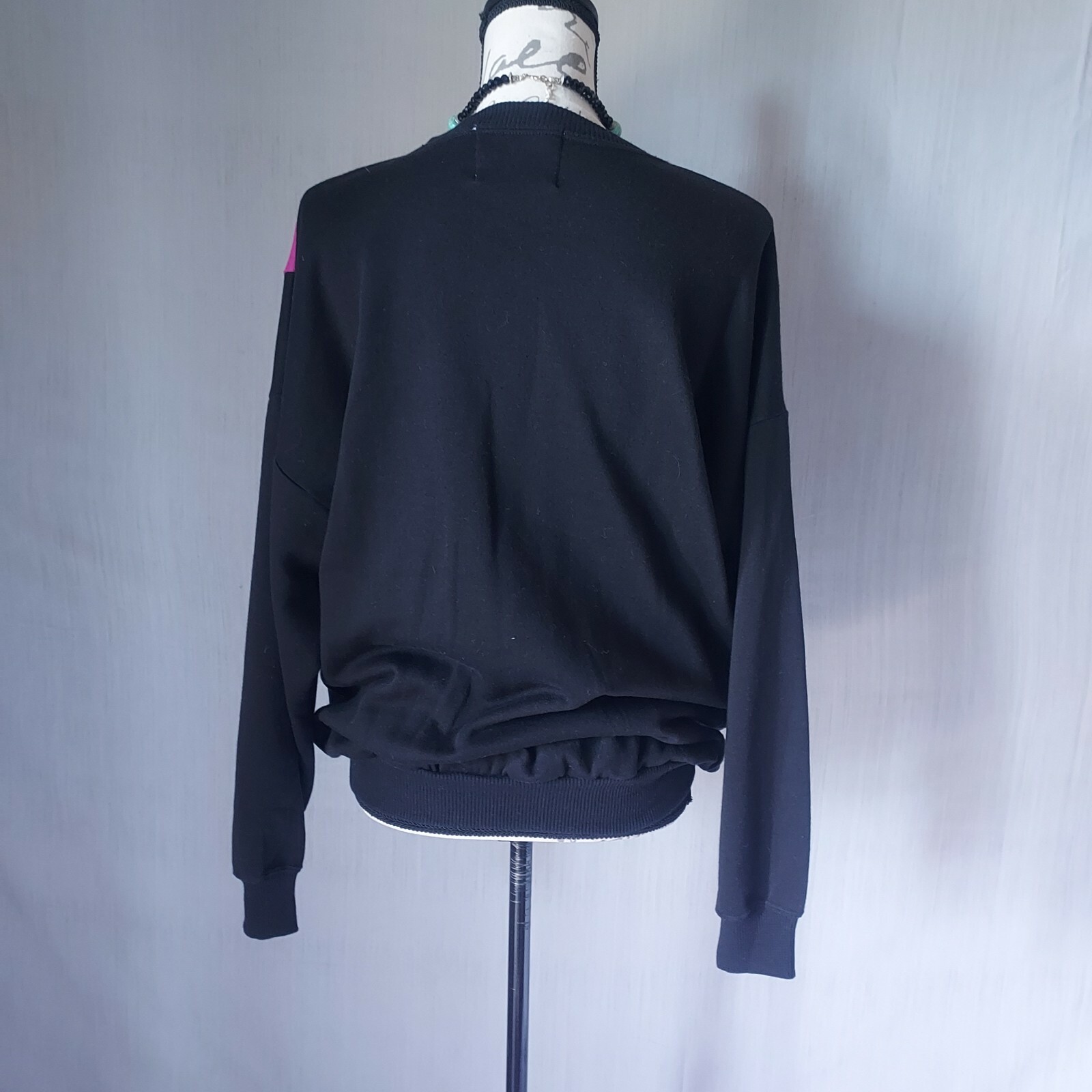 VTG Marcy’n Me Patrick Lee Fleece Lined Sweatshirt Floral Black Purple Chest 46″