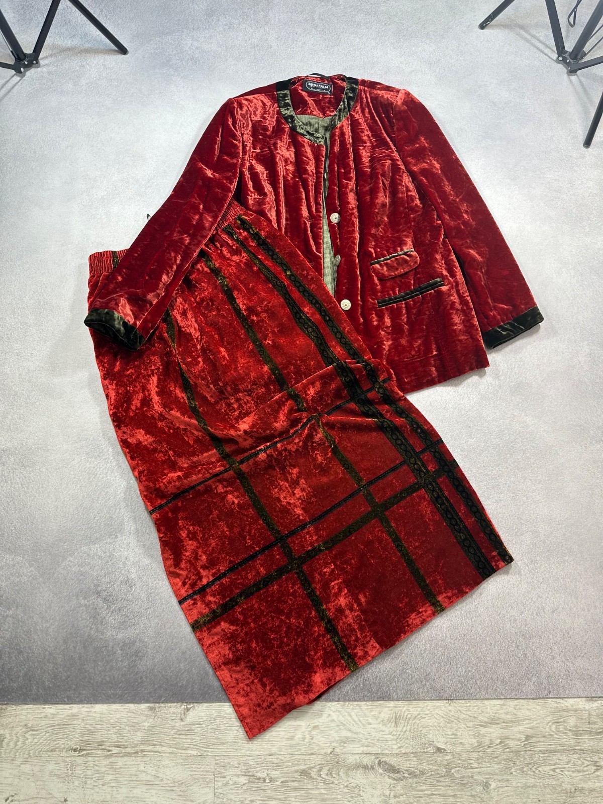 Vintage Sportalm Kitzbühel Velvet Dirndl Style Suit Set Austrian 80s EU 40 L