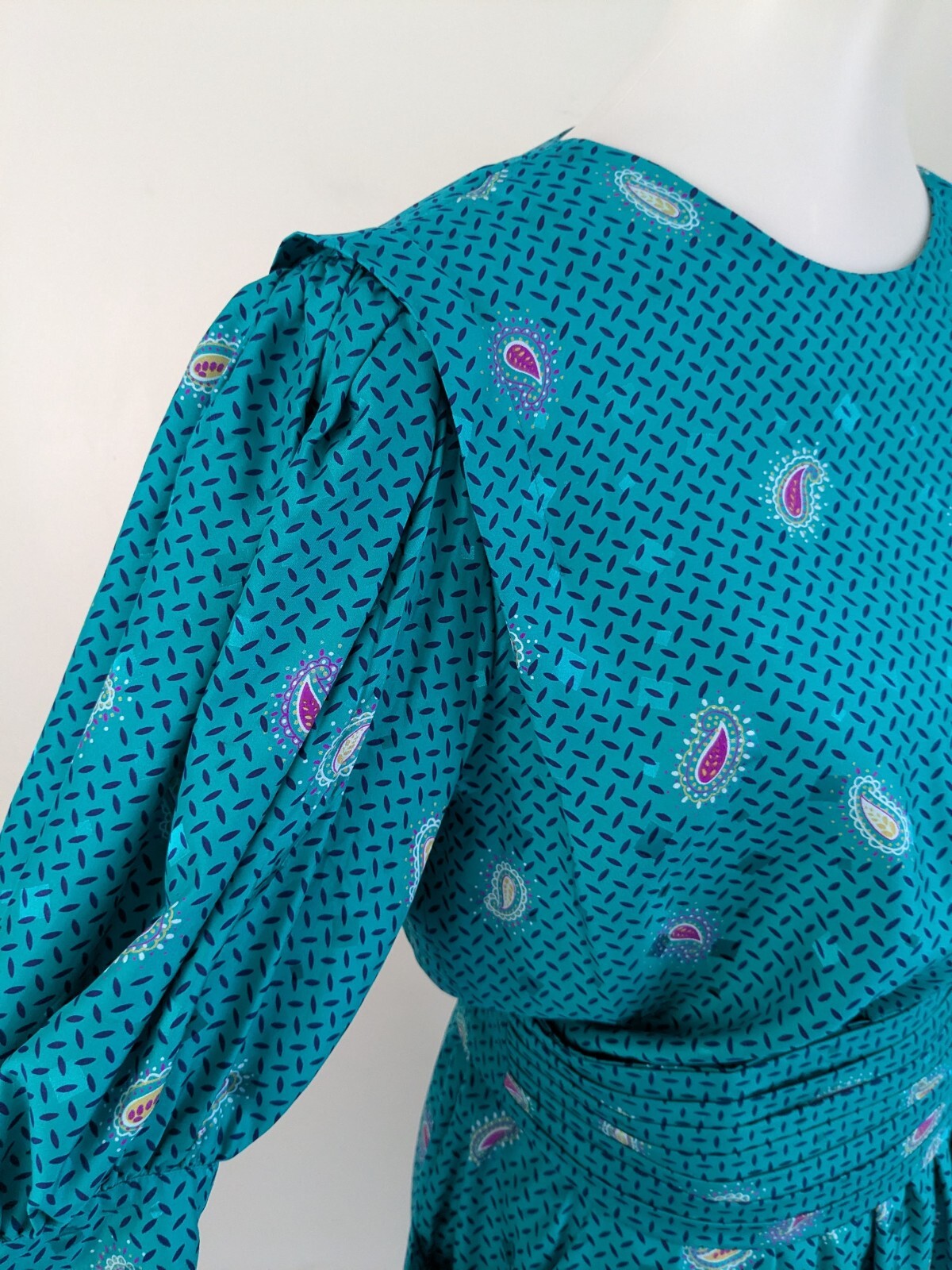90s Maggy London 100% Silk Day Dress Jewel Tone Teal Classic Old Money Secretary