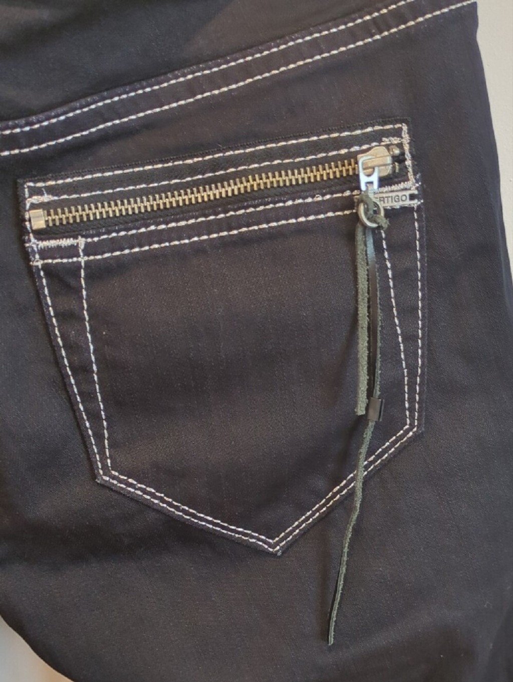Y2K Vintage Denim Vertigo Paris Jeans Dark Wash Denim Zipper Low rise Size 30
