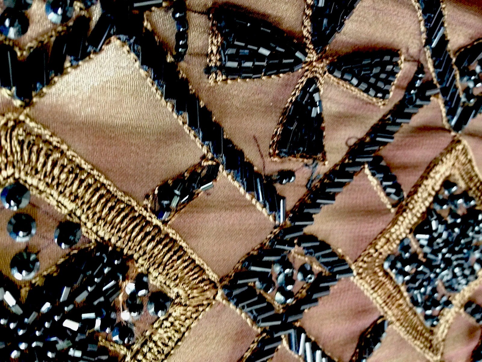 VINTAGE ELABORATE BLACK BEADED & EMBROIDERED SILK JACKET XXL