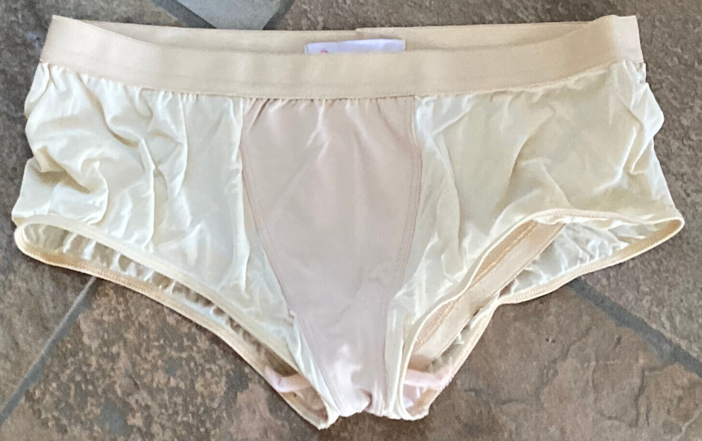 223 ROUNDERBUM Size XL Ivory Beige Lifting Seams Sheer HIps Boyshort Panty
