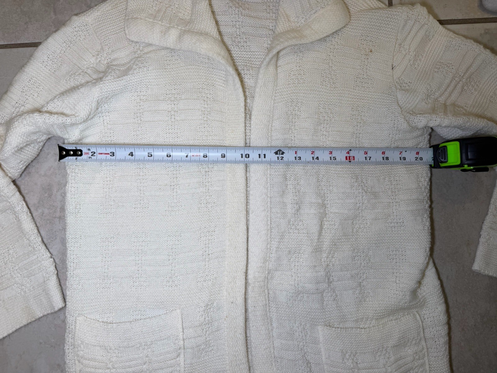 Vintage 60s Medium-Large White Cardigan Brentwood Sportswear 100% Orlon Acrylic