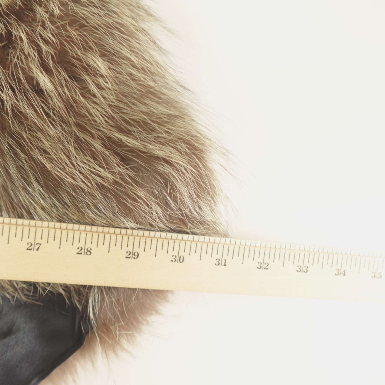 Vintage Raccoon Fur Cape Stole Sarian New York Real Fur Shoulder Wrap AS IS Tear