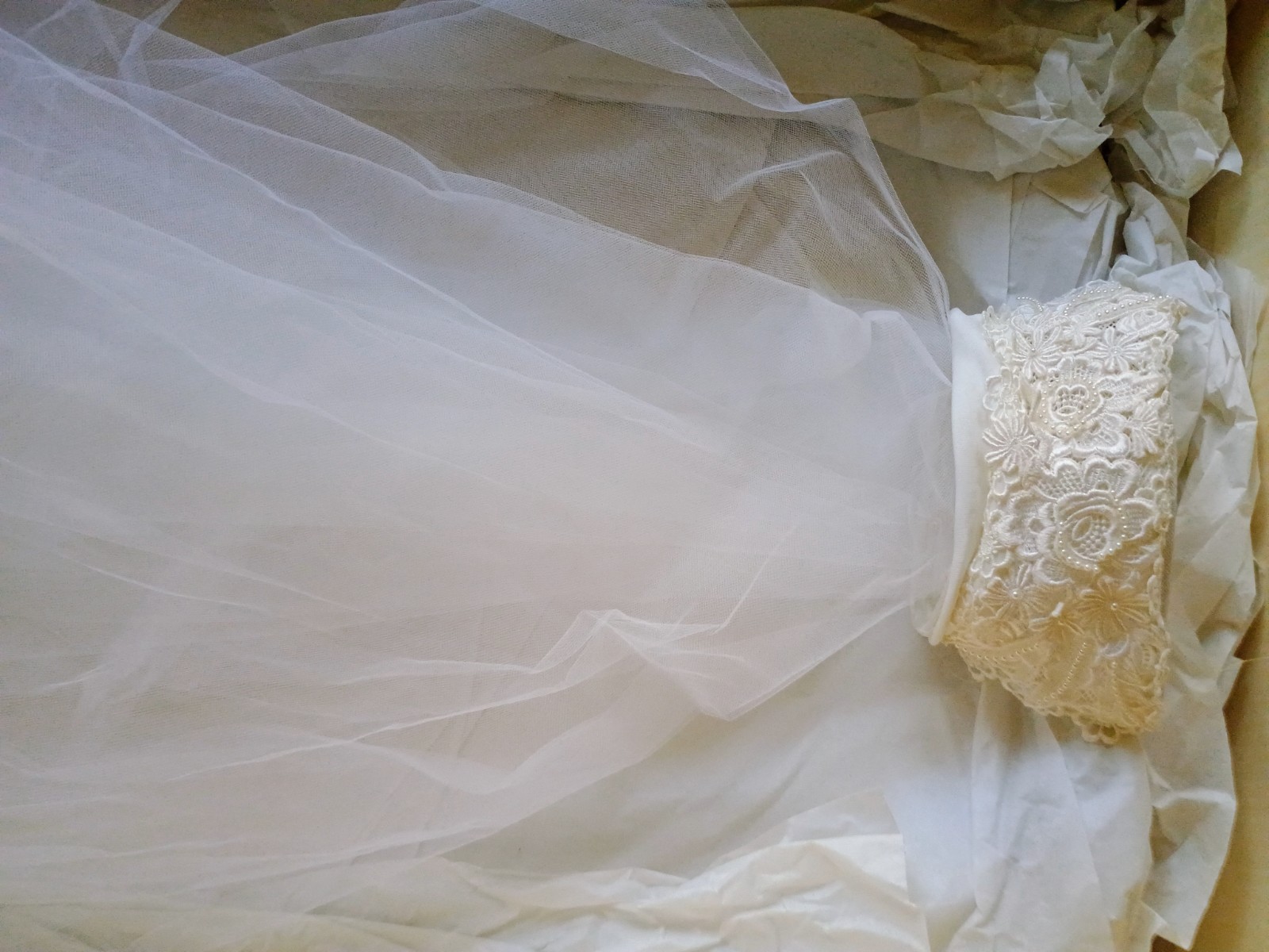 SINCERITY SATIN FEEL WHITE WEDDING GOWN, CAPE, HEADPIECE & VEIL SZ 14 #5