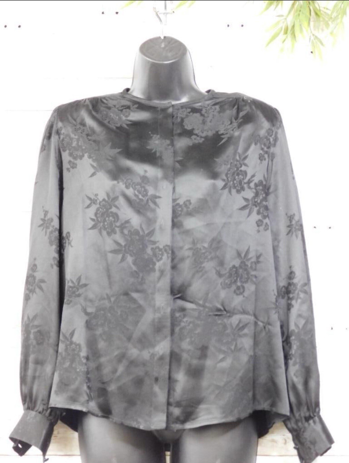 Lloyd Williams Black 100% Silk Blouse