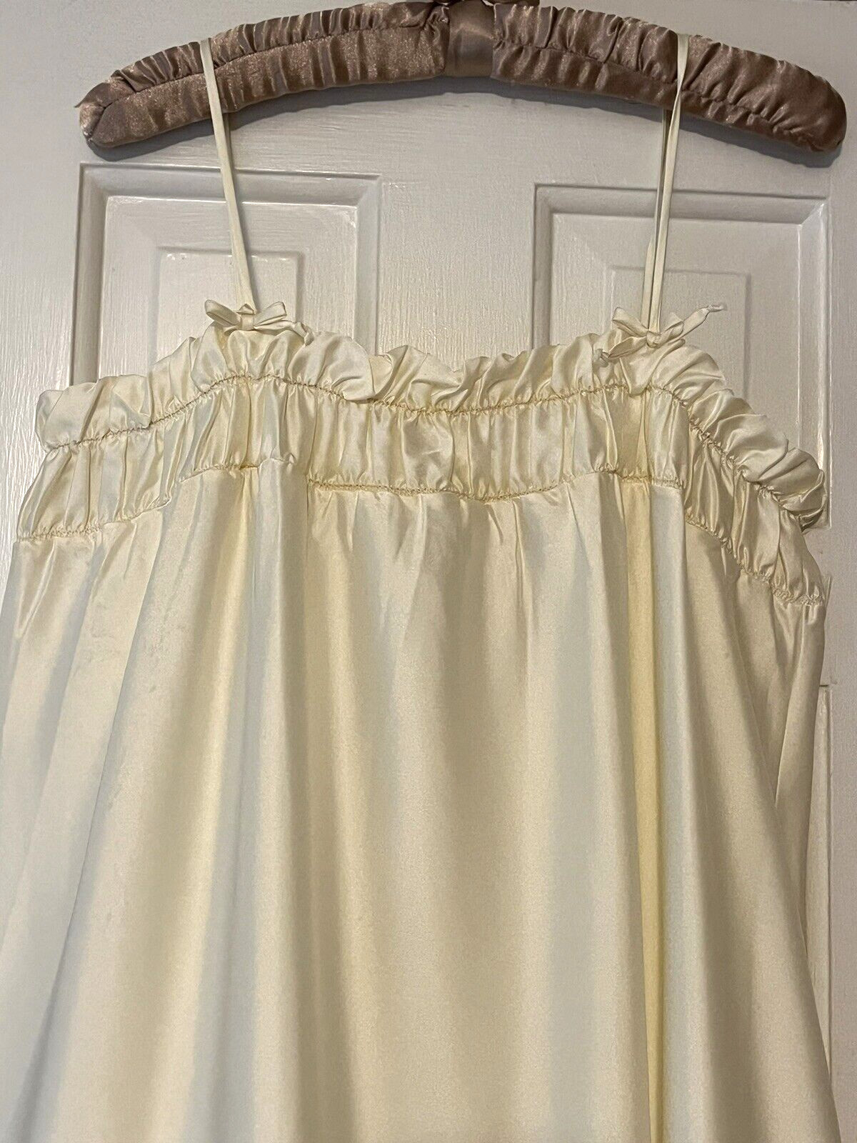 Vintage 1960s Stan Herman Creme Nightgown w/Spaghetti Straps Size Large