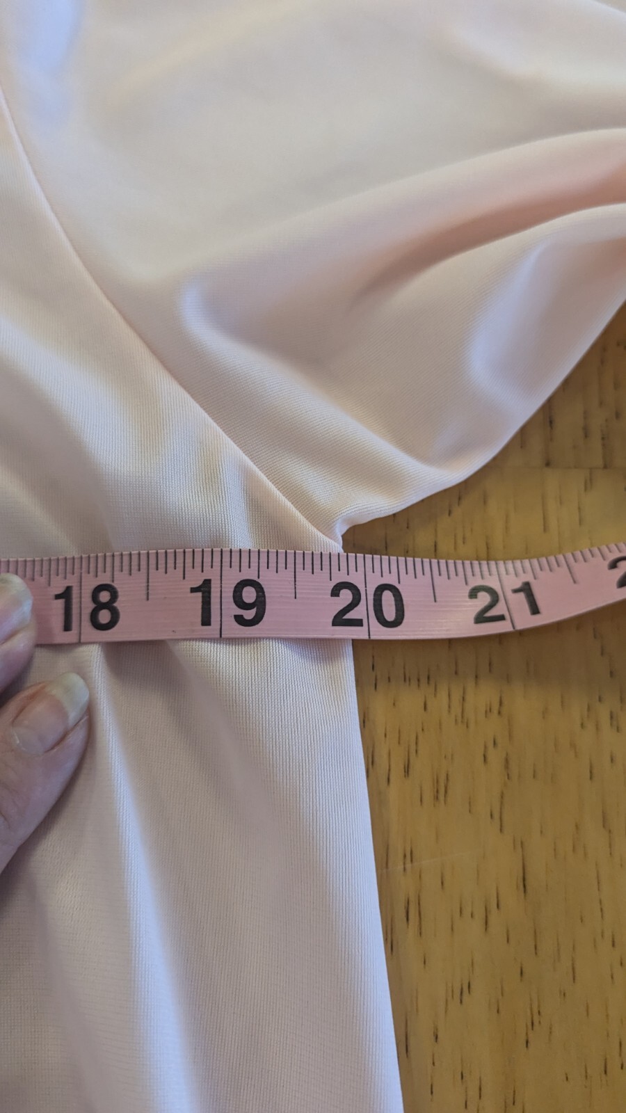 Vintage Deena of California M Peignoir Robe pink nylon Embroidered collar button