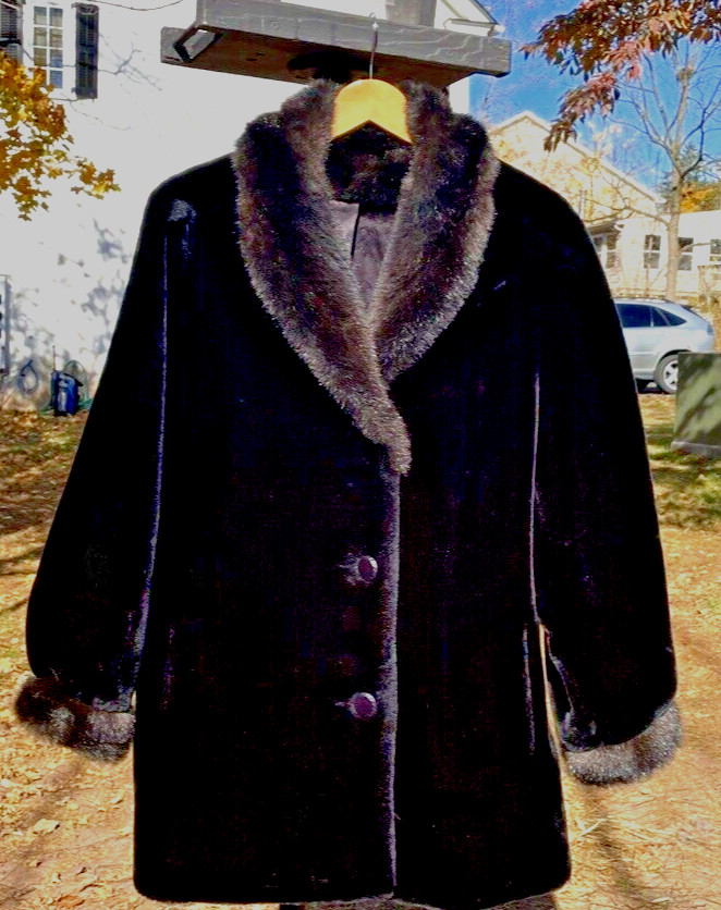 Hillmore NY Fur Coat Faux Black Vintage Granny Core Large Luxe EUC