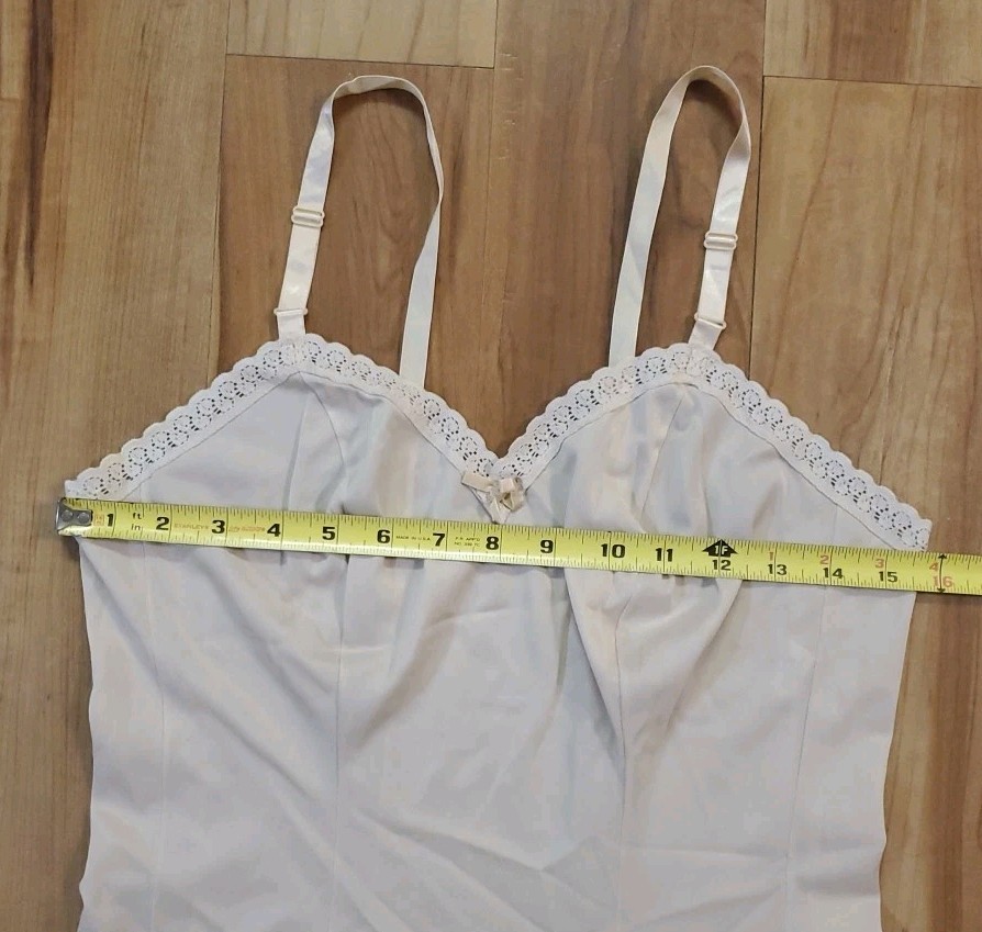 VTG Sears The Doesnt Slip Nylon Anti Cling Beige Full Slip Lace Trim Women Sz 38