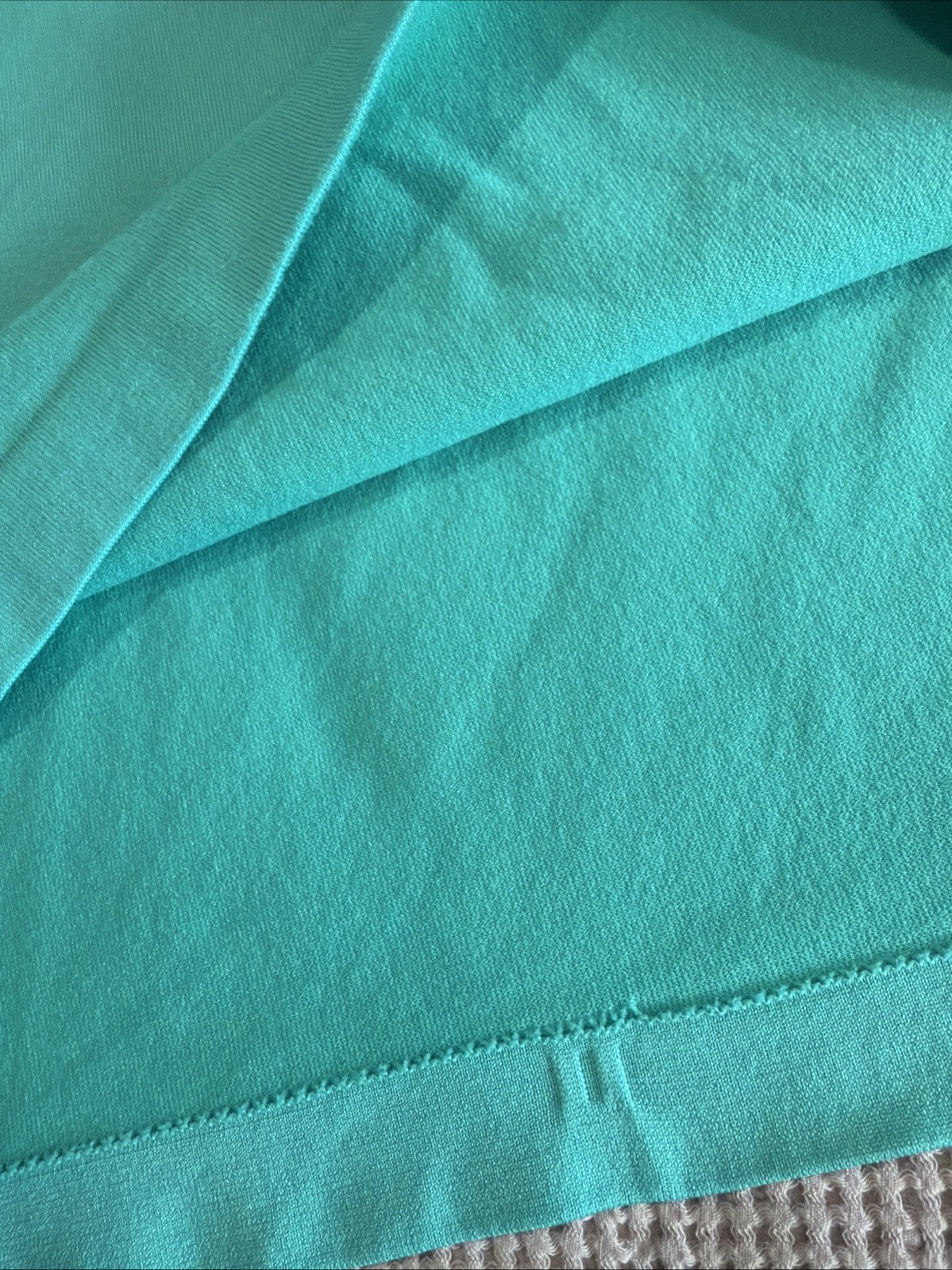 C Est 1946 Women’s Greene Undershirt No Seems Size 18/20 Wide ￼