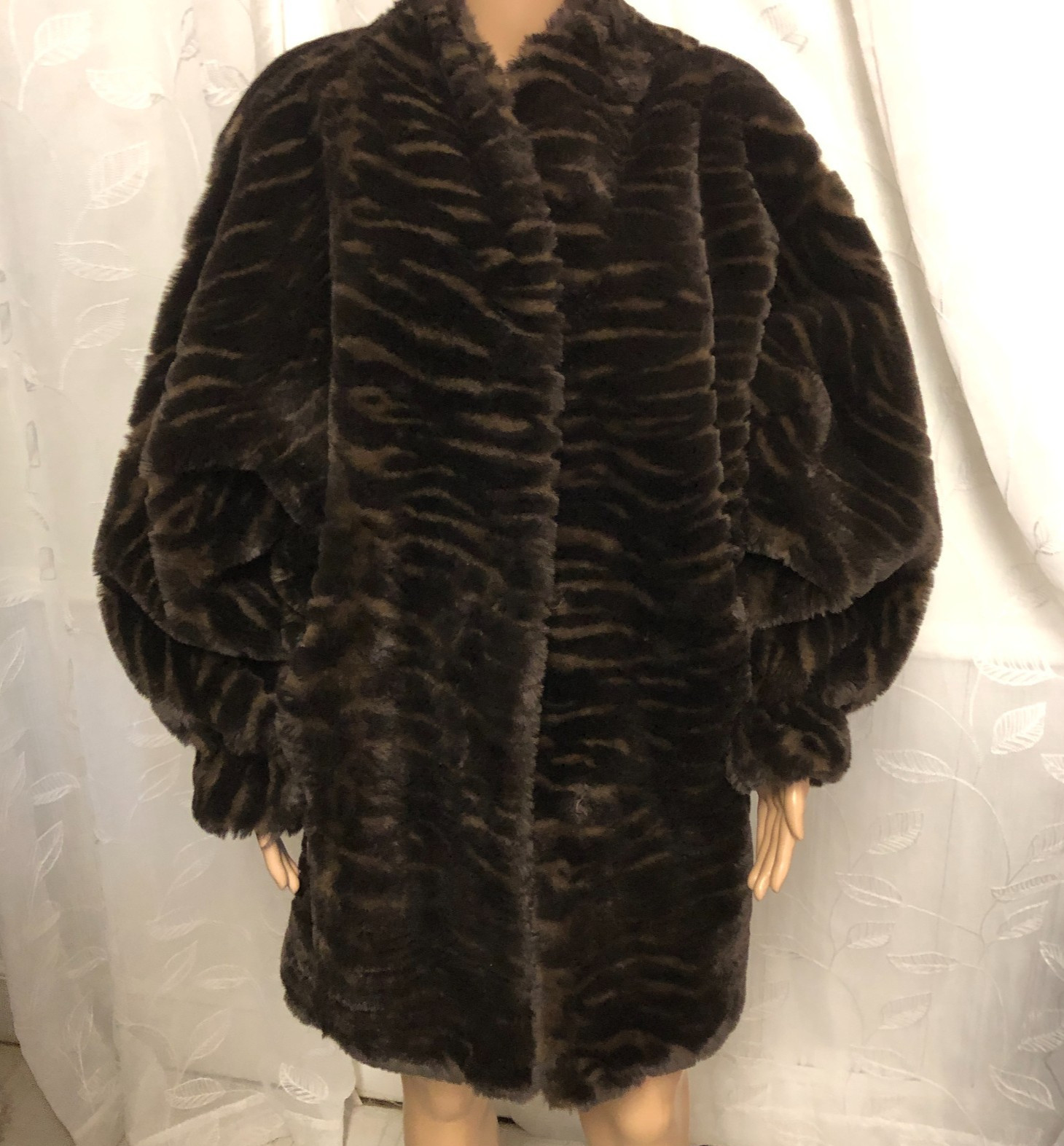 vtyg 80s Monterey Fashions Brown Faux Fur Coat Sz 16 Puff Slv Made In USA EUC