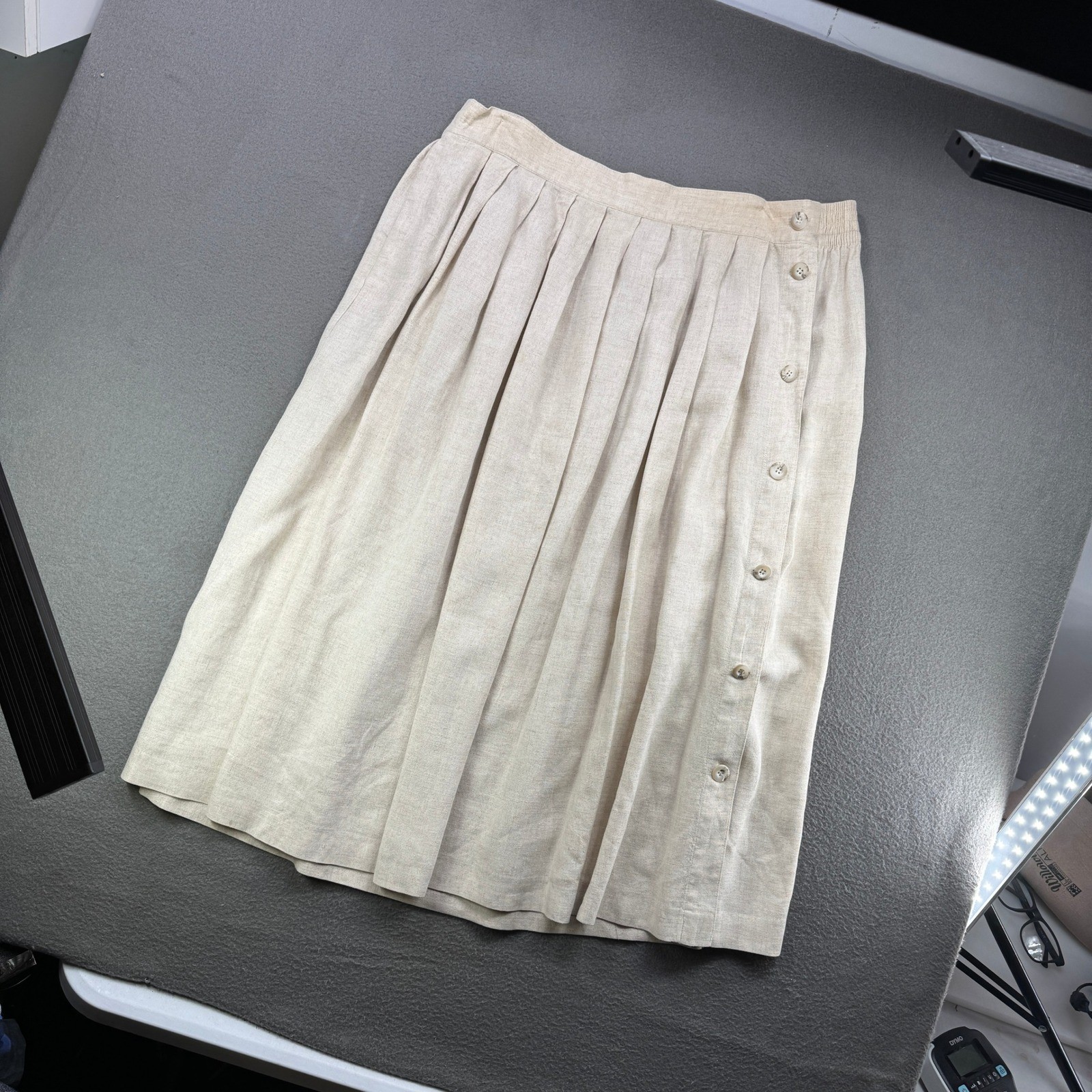Vintage Kathryn Deene Skirt Women XL Beige Linen Blend Pleated Button Classic