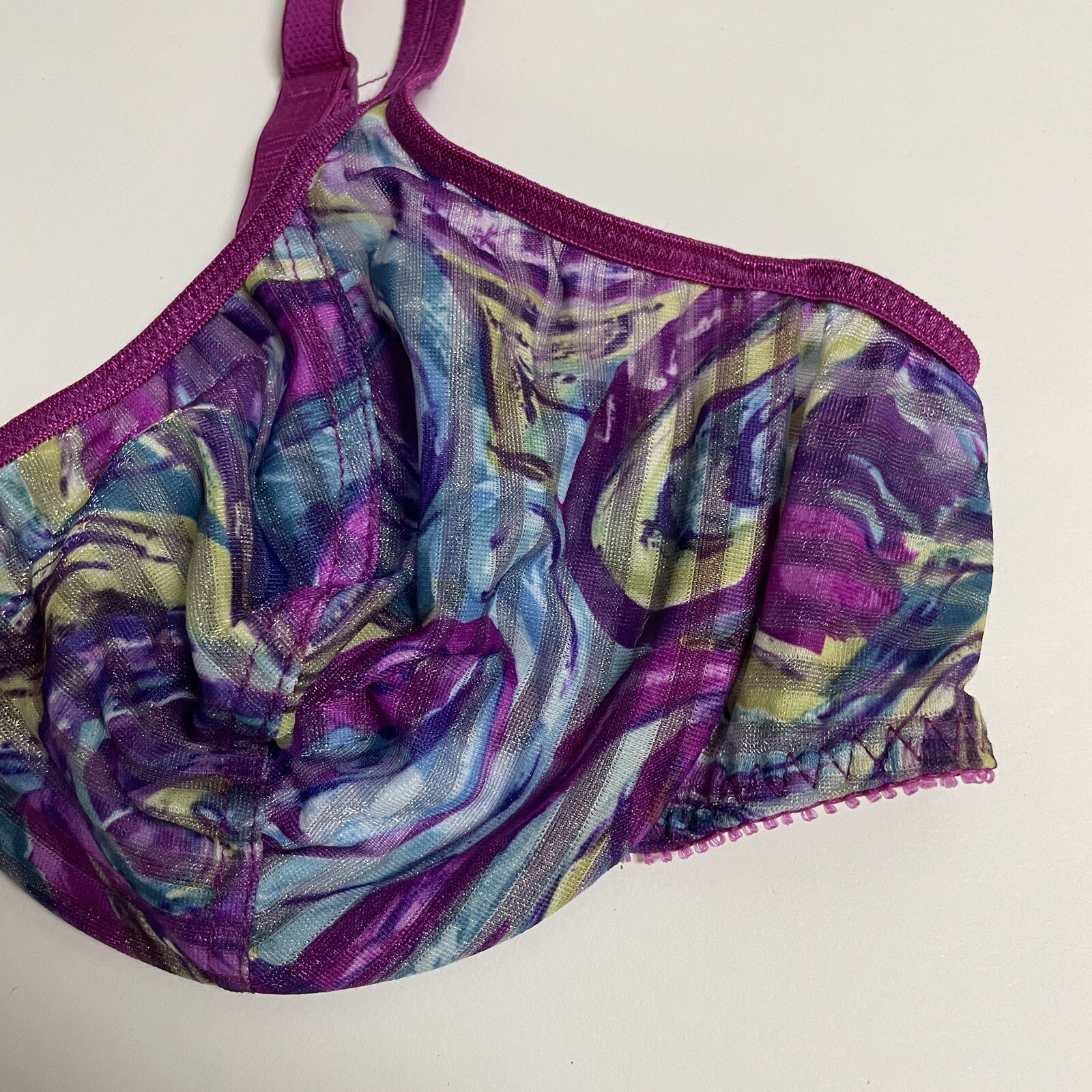 Vtg VASSARETTE Bra 36B Nylon Purple Semi Sheer Underwire Shimmer Floral 75-137