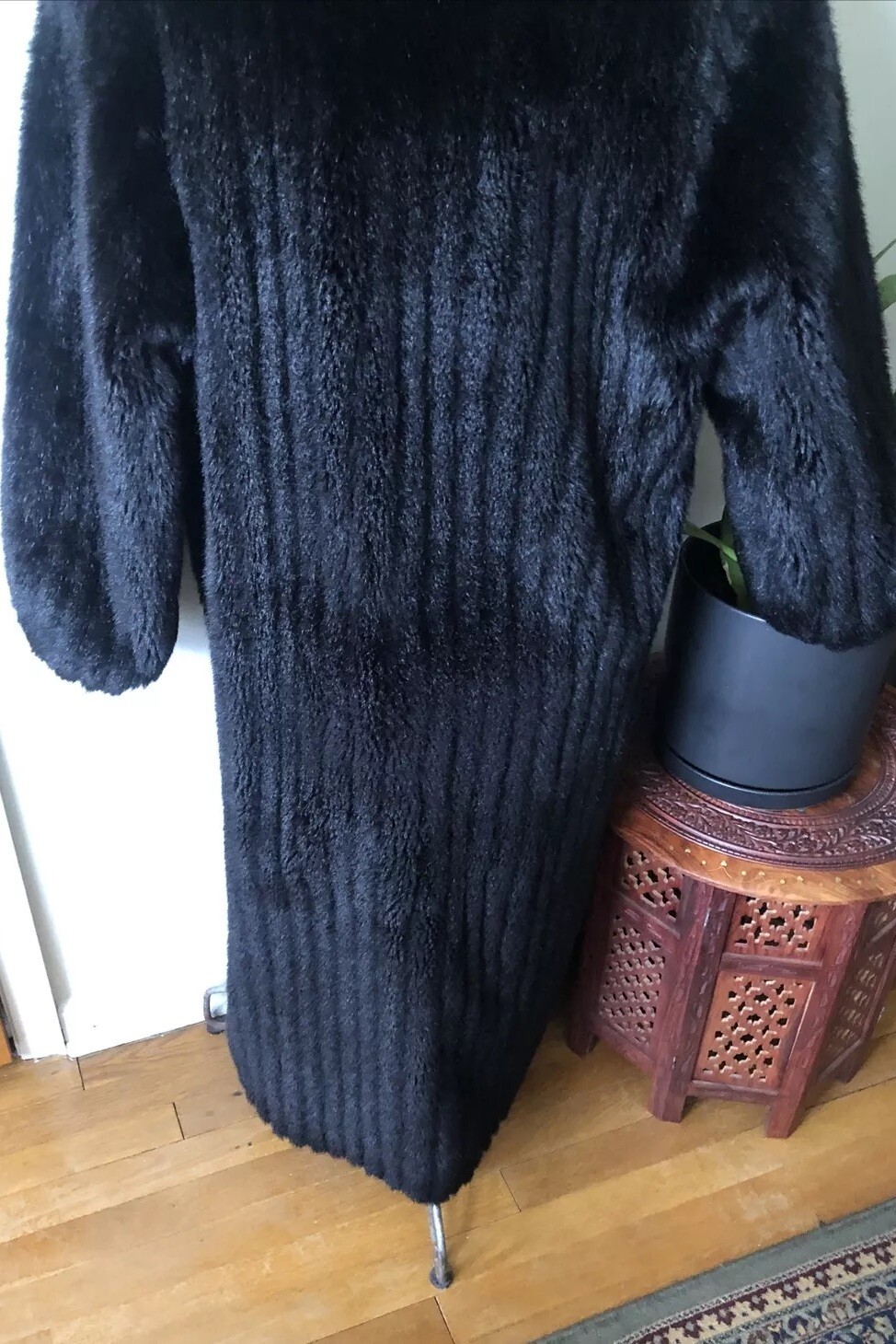 80’s Glamour Black Ribbed Faux Fur Coat, Canada