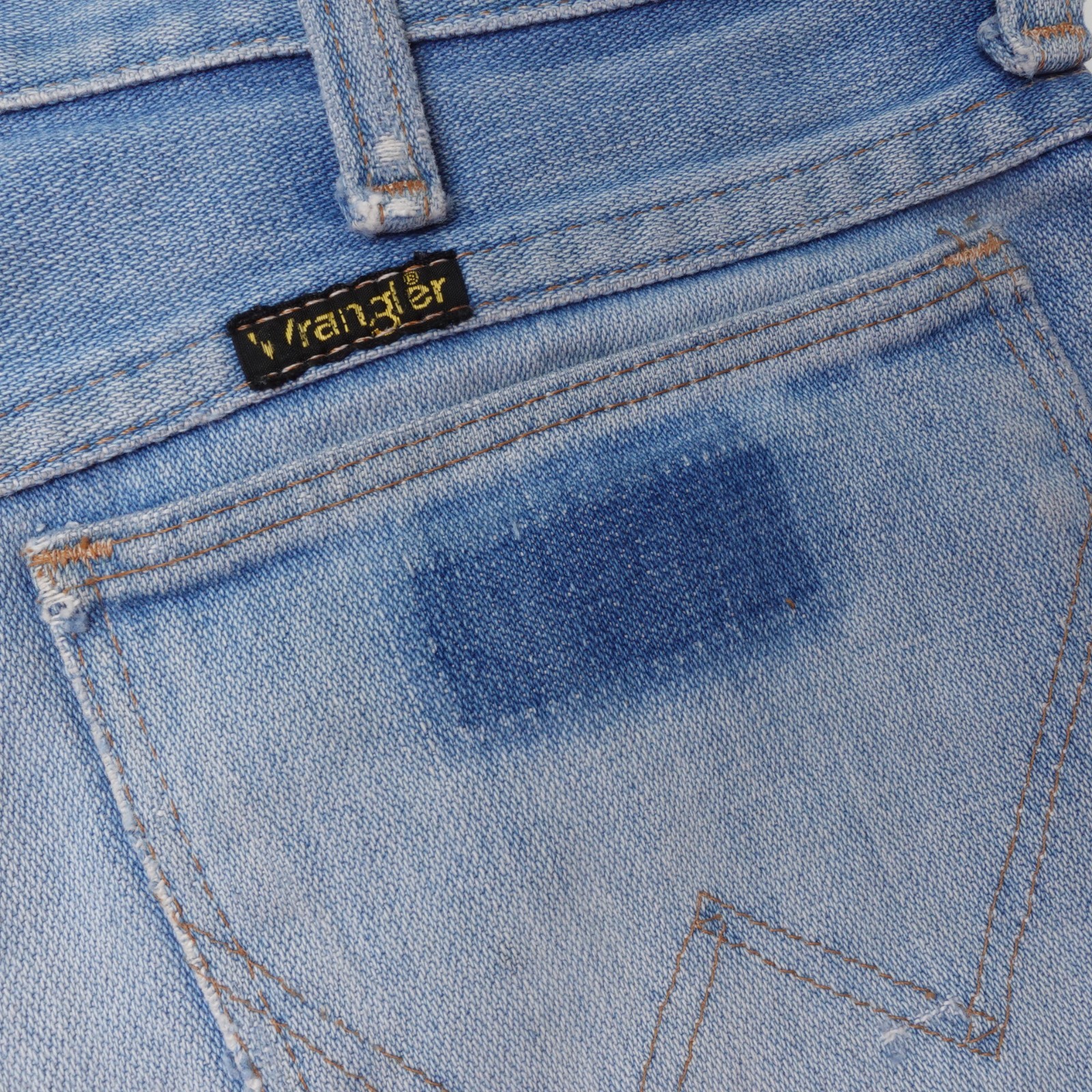 Vintage 70s Wrangler No Fault Denim Jean Shorts Made in USA Size 30 4″ Inseam