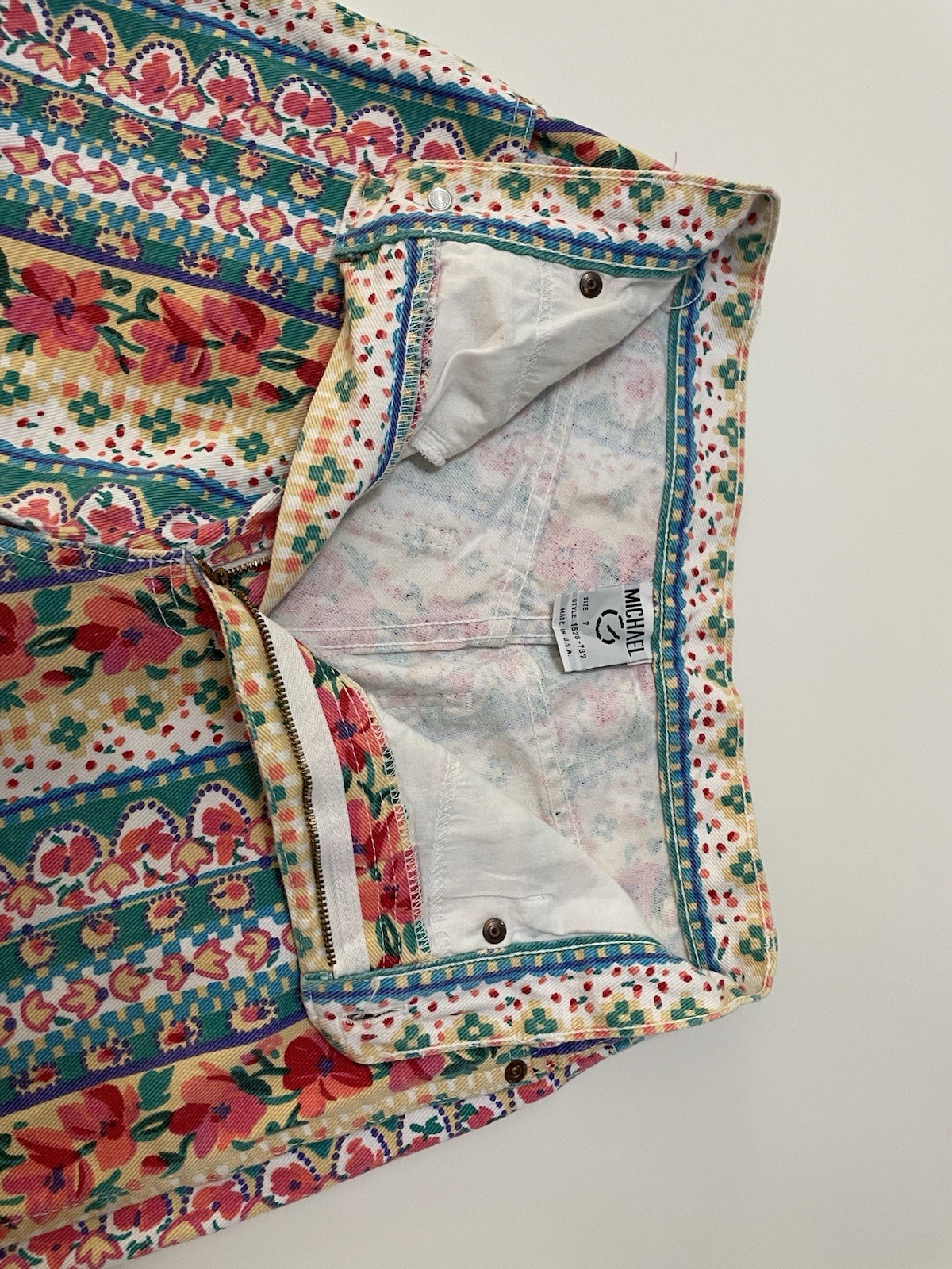 Vintage 80s 90s Floral Print High Rise Hippie Grunge Punk Denim Jean Shorts XS