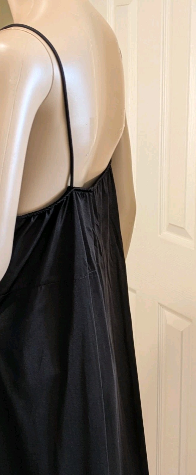 Vtg Rikki New York Silky Black Nylon Lace Maxi Gown Slip Neglige’ Sz M