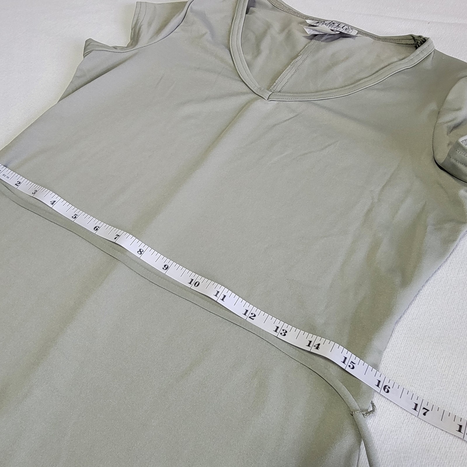 Vintage 90’s La Belle T-Shirt Dress Sage Green Short-sleeved V-neck Women Size L